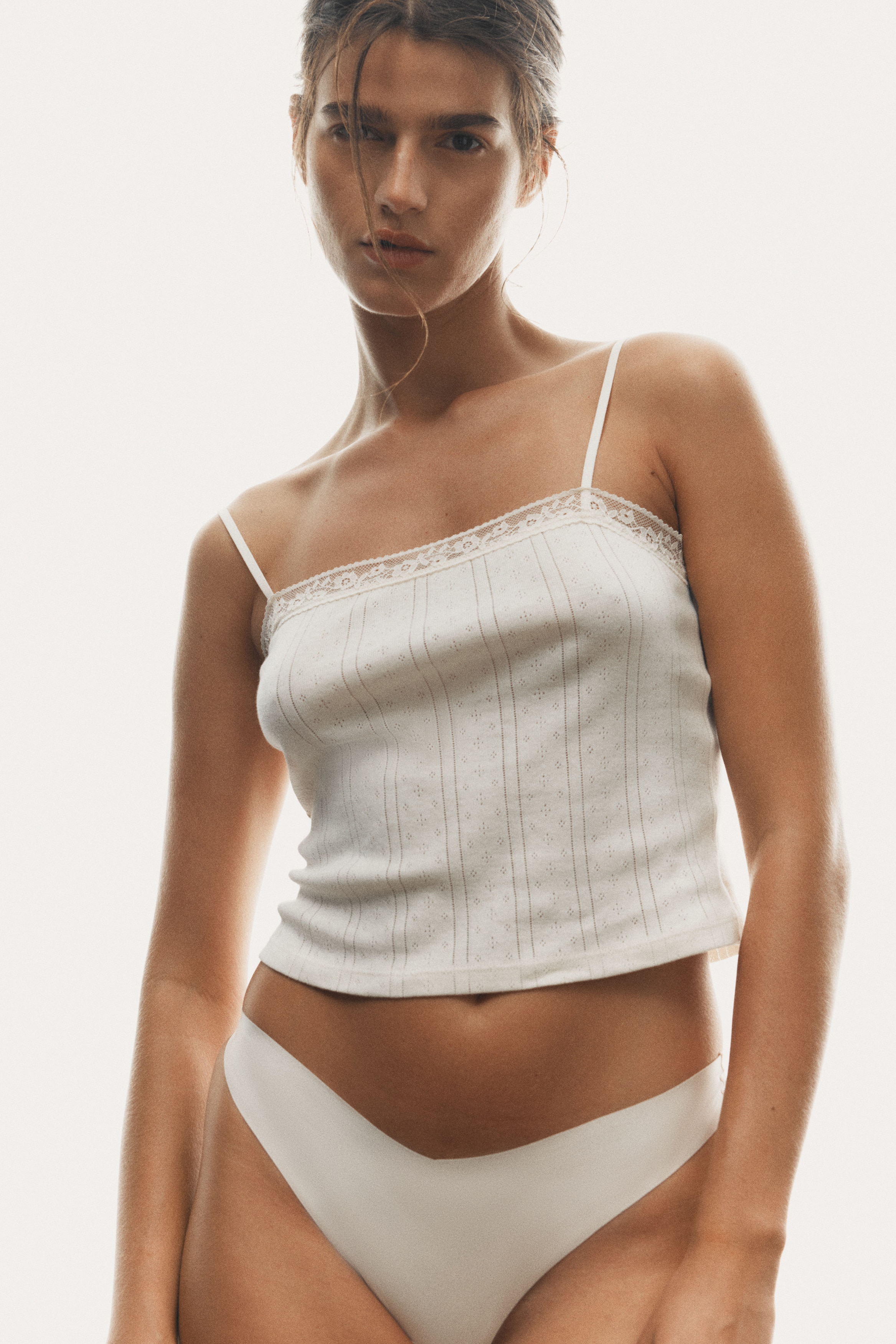 Σετ με 3 σλιπάκια τάνγκα που δεν διαγράφουν - Γκριζογάλανο/σκούρο γκρι/Μπεζ/Μαύρο/Μουντό μοβ/απαλό ροζ