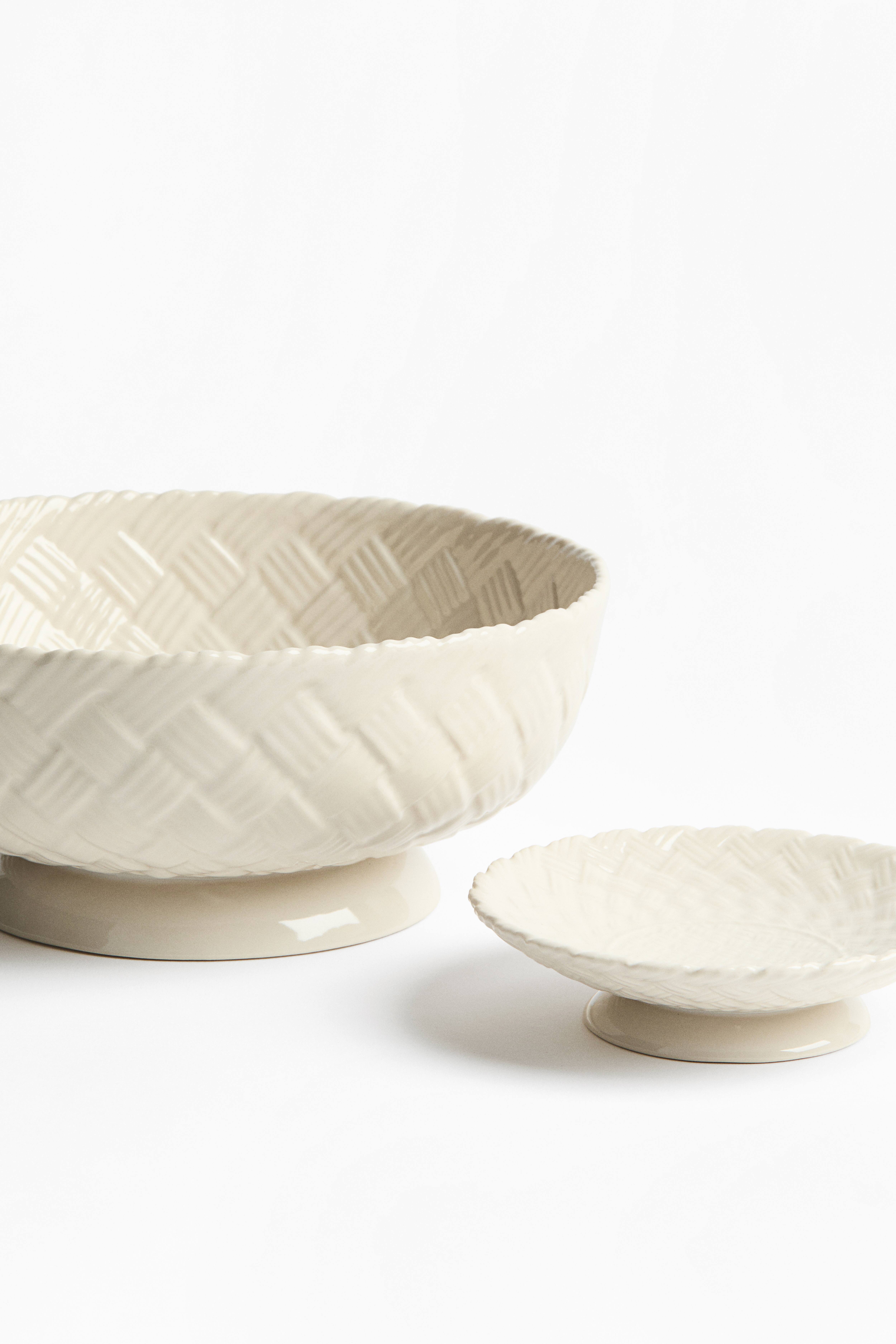 Large Braided-Look Stoneware Bowl