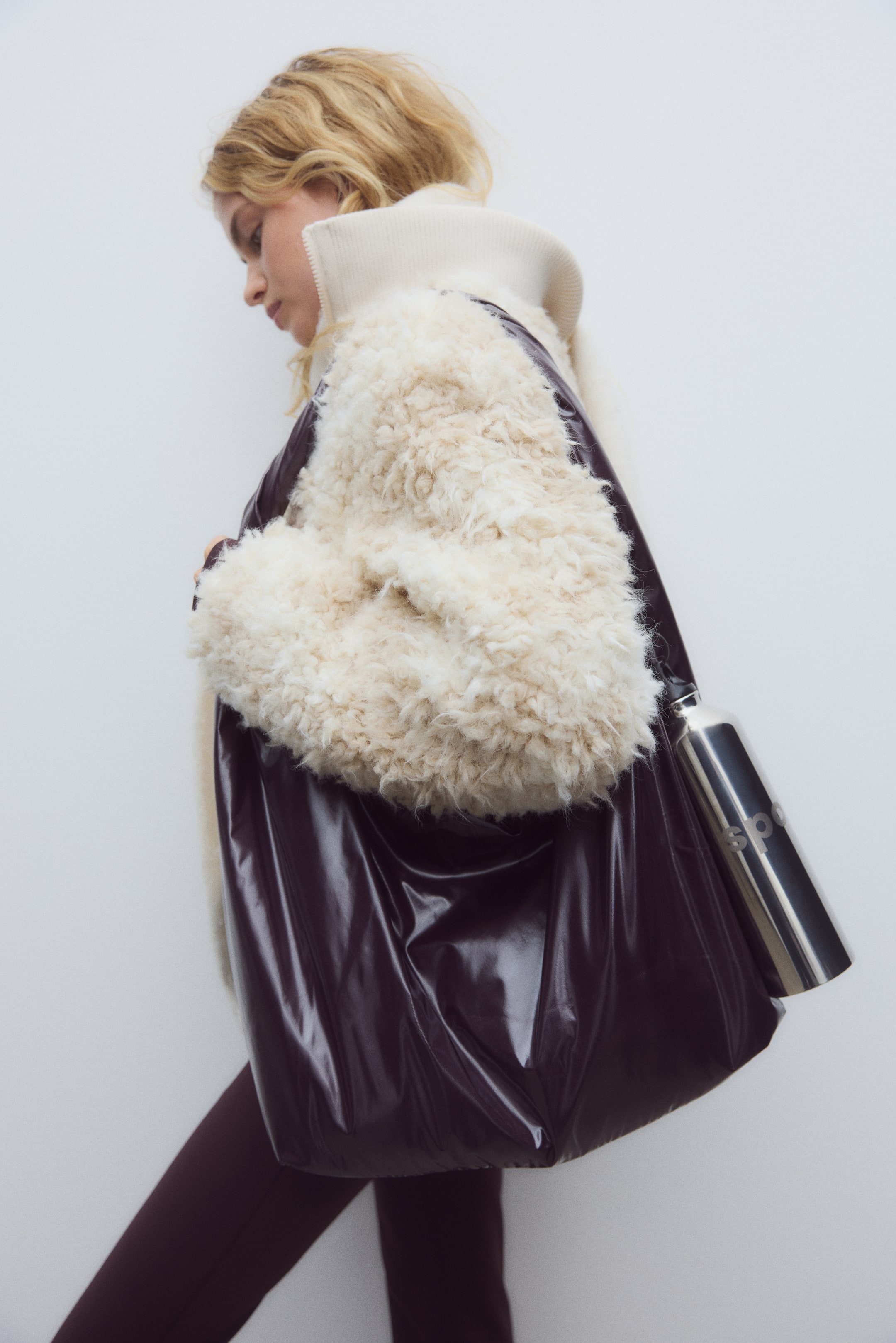 View larger image: Slouchy sports bag - Dark purple - Ladies | H&M SG 2