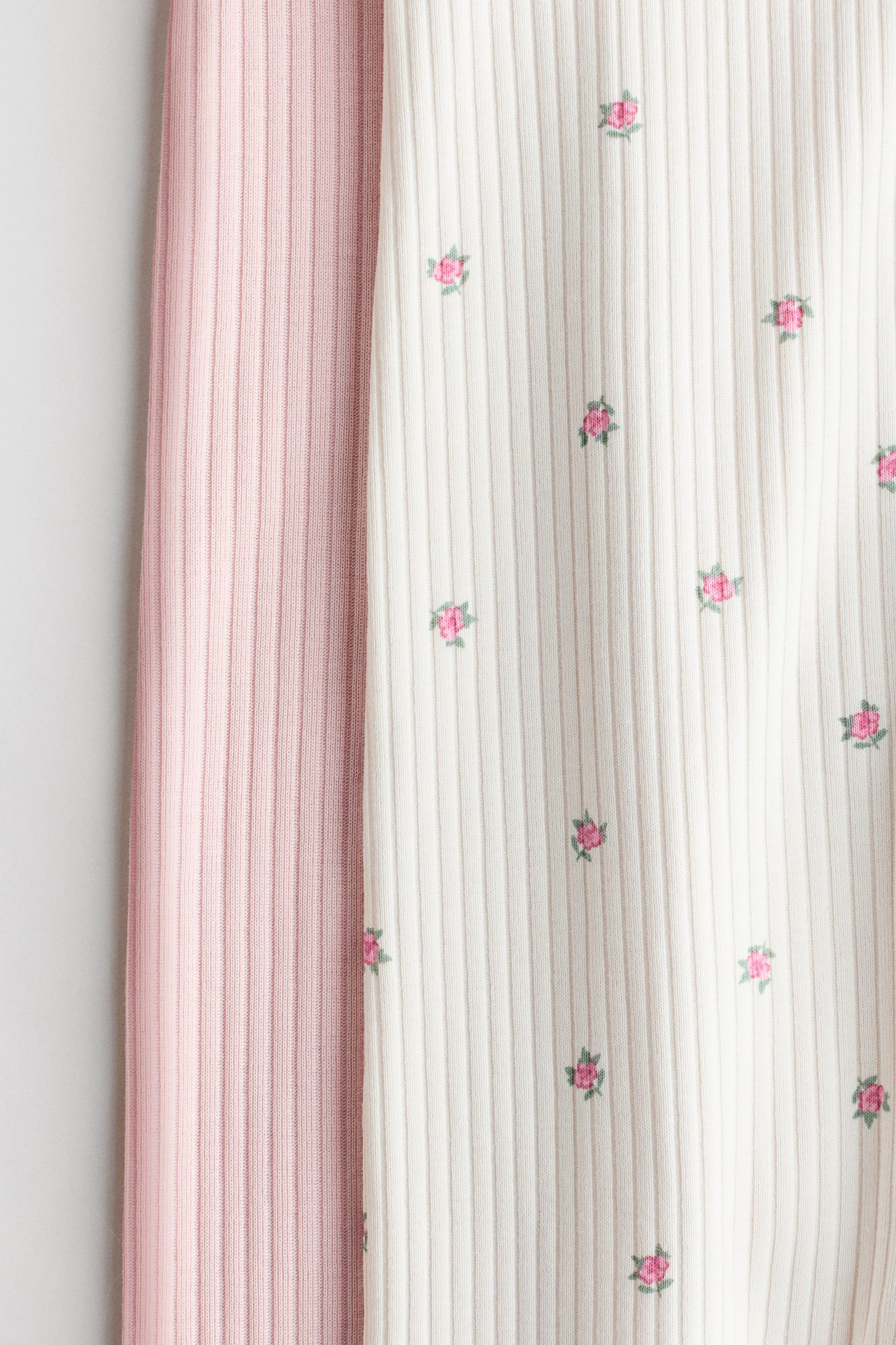 Lot de 2 pyjamas en coton - Rose clair/fleuri/Vert/rayé/Blanc/rayures bleu marine/Rose clair/blanc/Beige foncé/rayé - 2