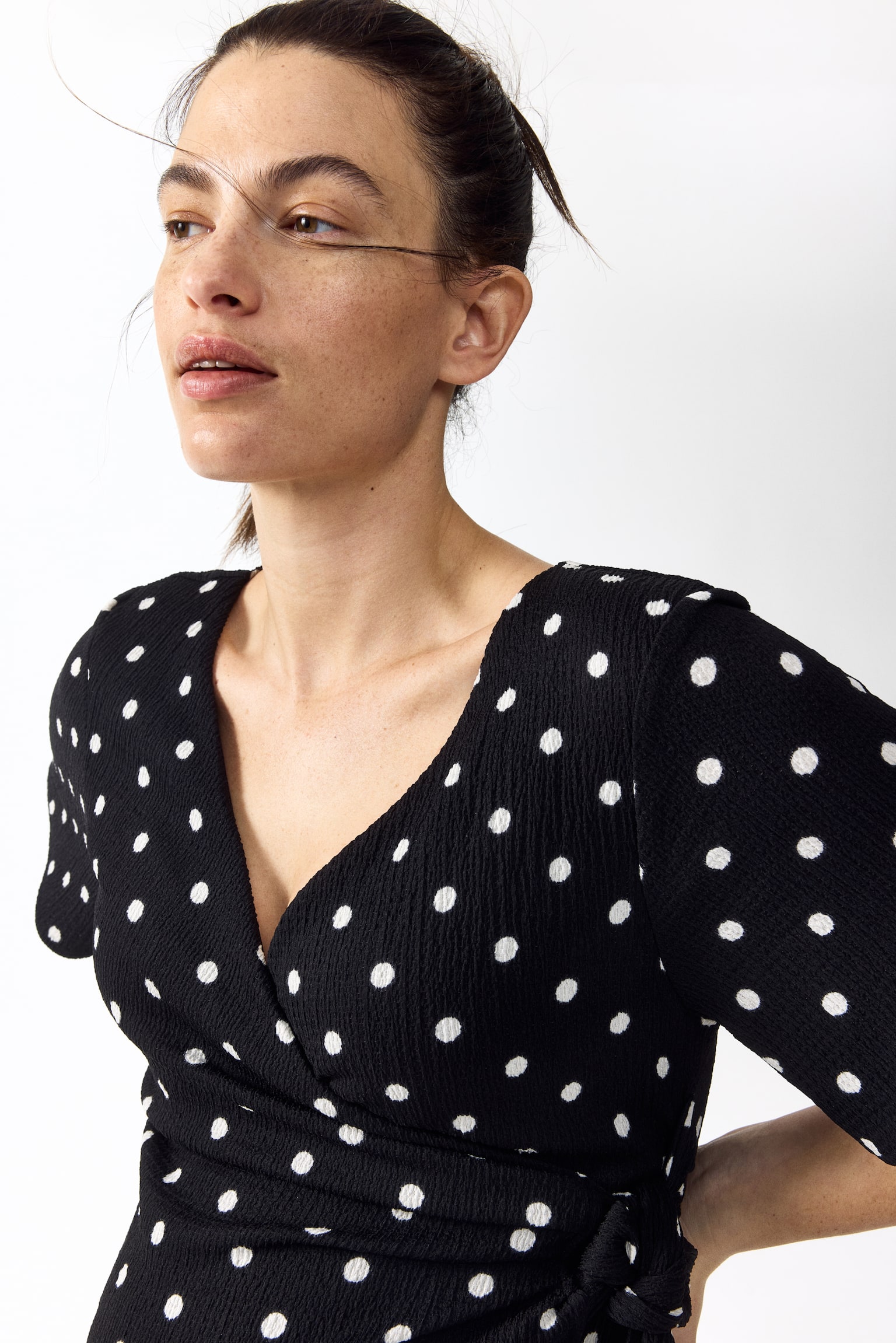 MAMA Crinkled wrap dress - Black/Polka dot/Light beige/Cream/Black patterned/White/Red patterned - 6