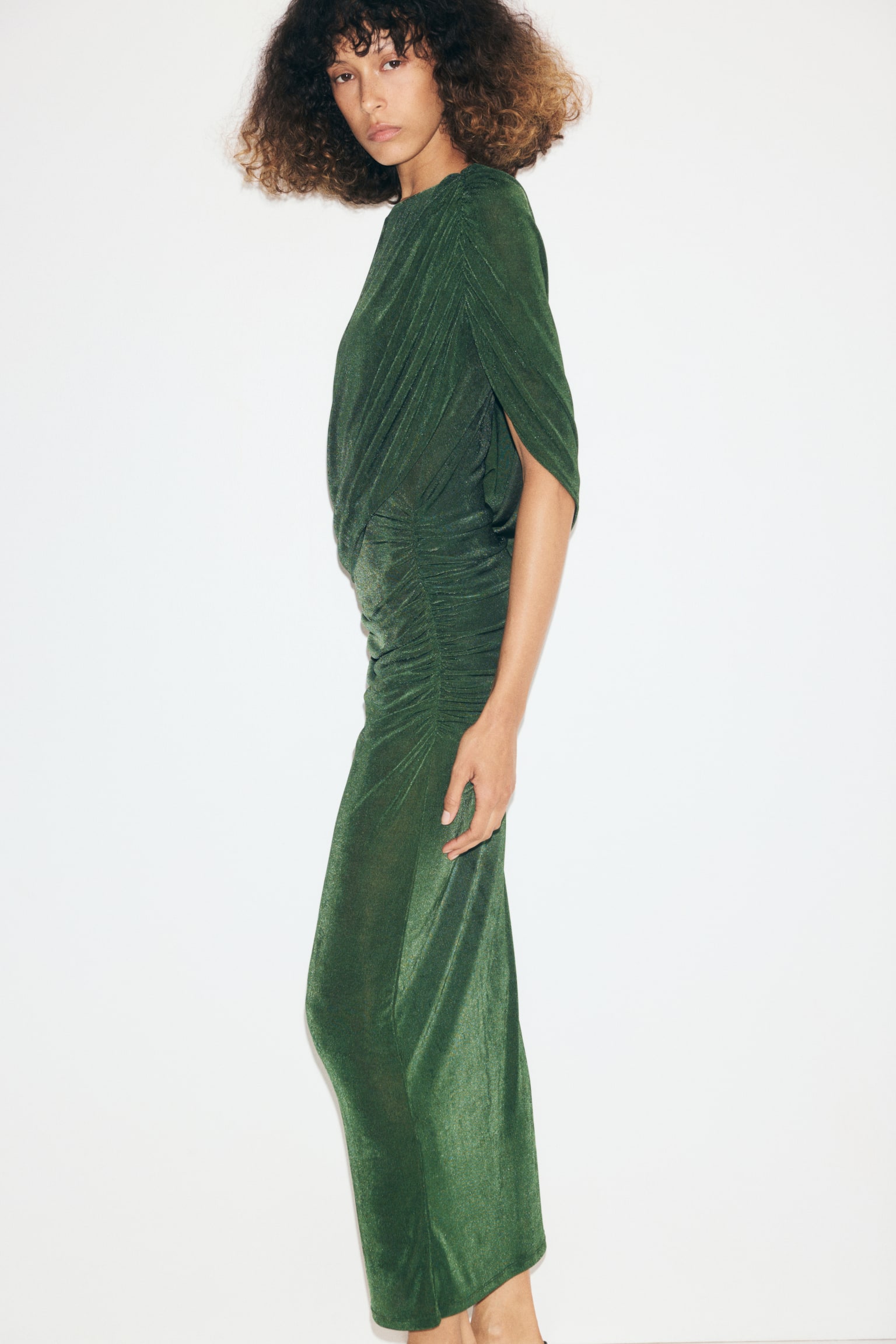 Женское платье H&M Draped Cape-Detail, цвет: Тёмный зелёный — фото 4