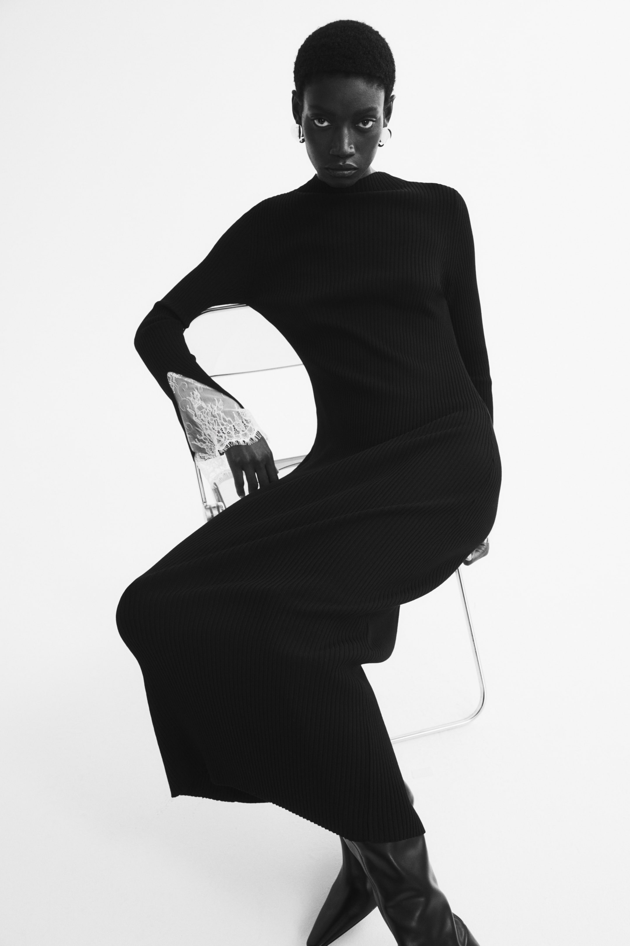 View larger image: Lace-trimmed rib-knit dress - Black - Ladies | H&M 1