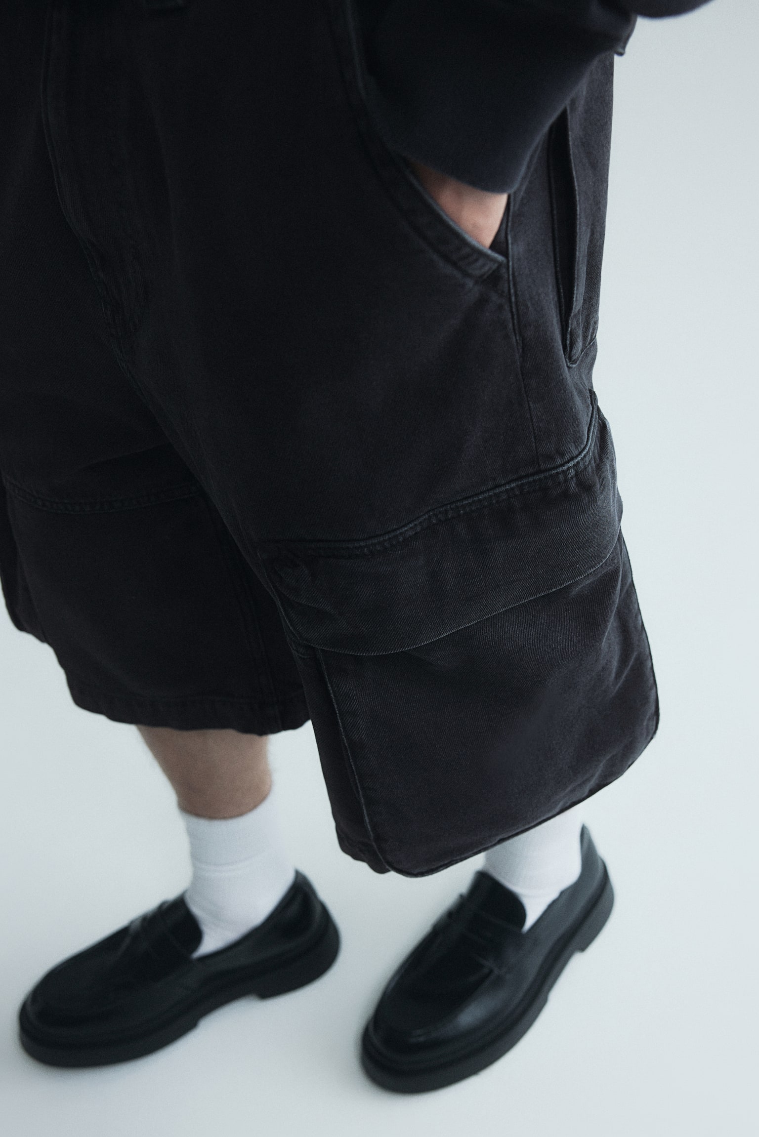 Loose Denim cargo shorts - Denim black/Denim beige - 4