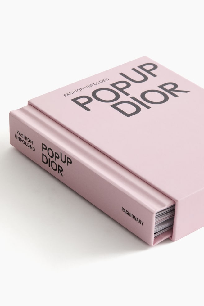 Fashion Unfolded: Pop-Up Dior-Pop-Up Dior - 5