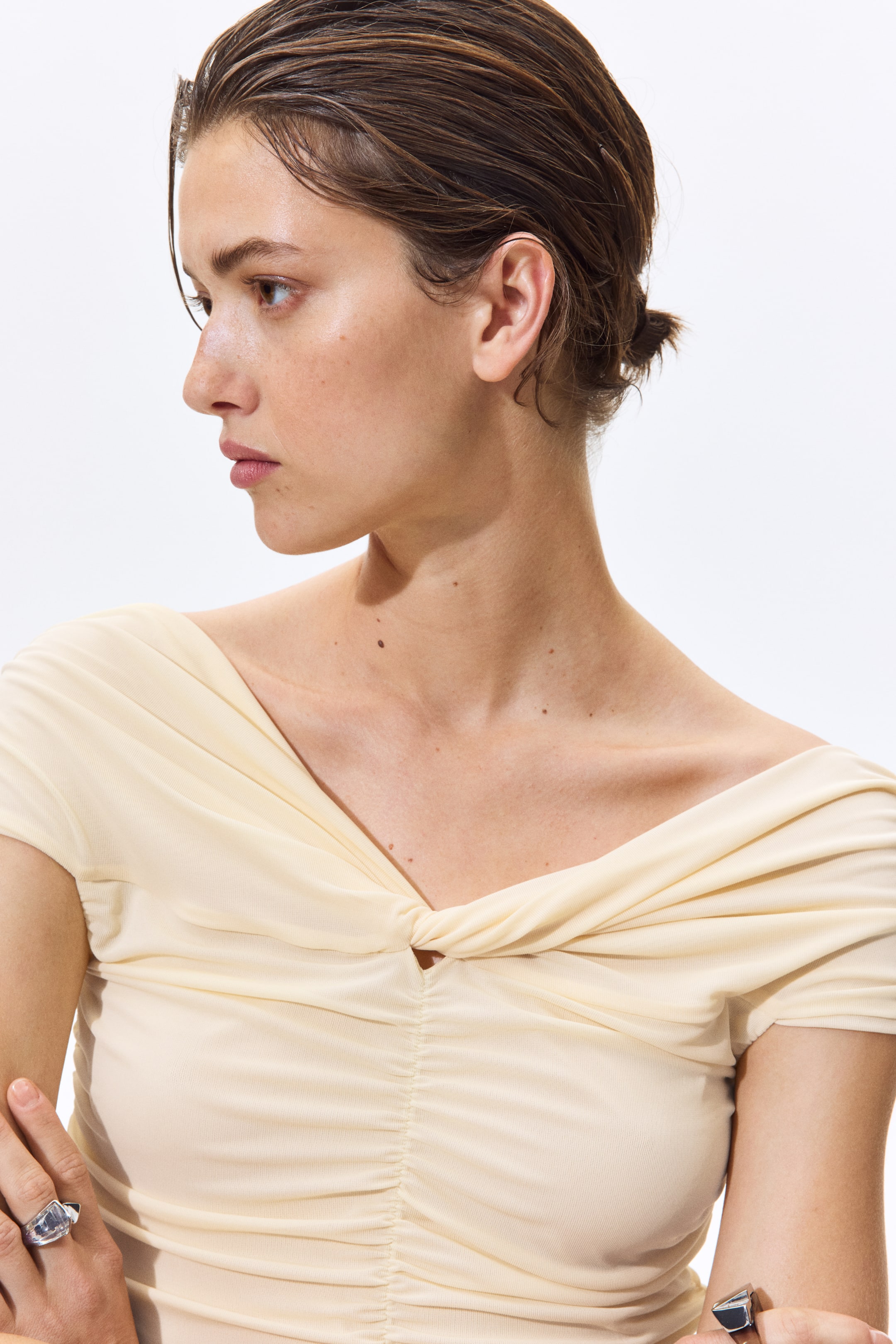 View larger image: Gathered off-the shoulder top - Yellow - Ladies | H&M 1