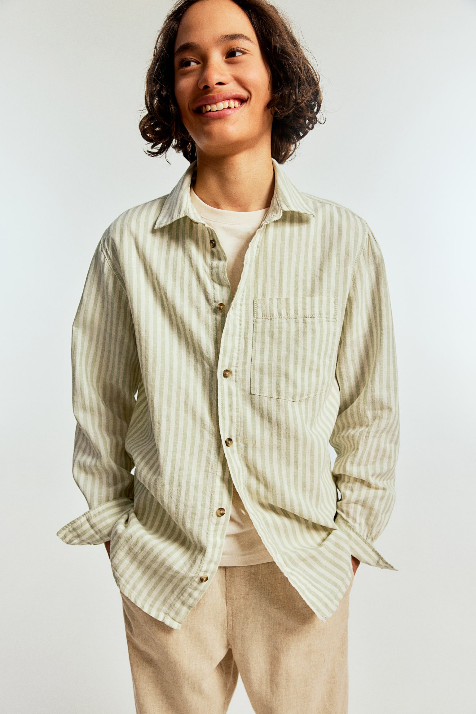 Long-sleeved linen-blend shirt - Light green/Striped/Light beige - 2