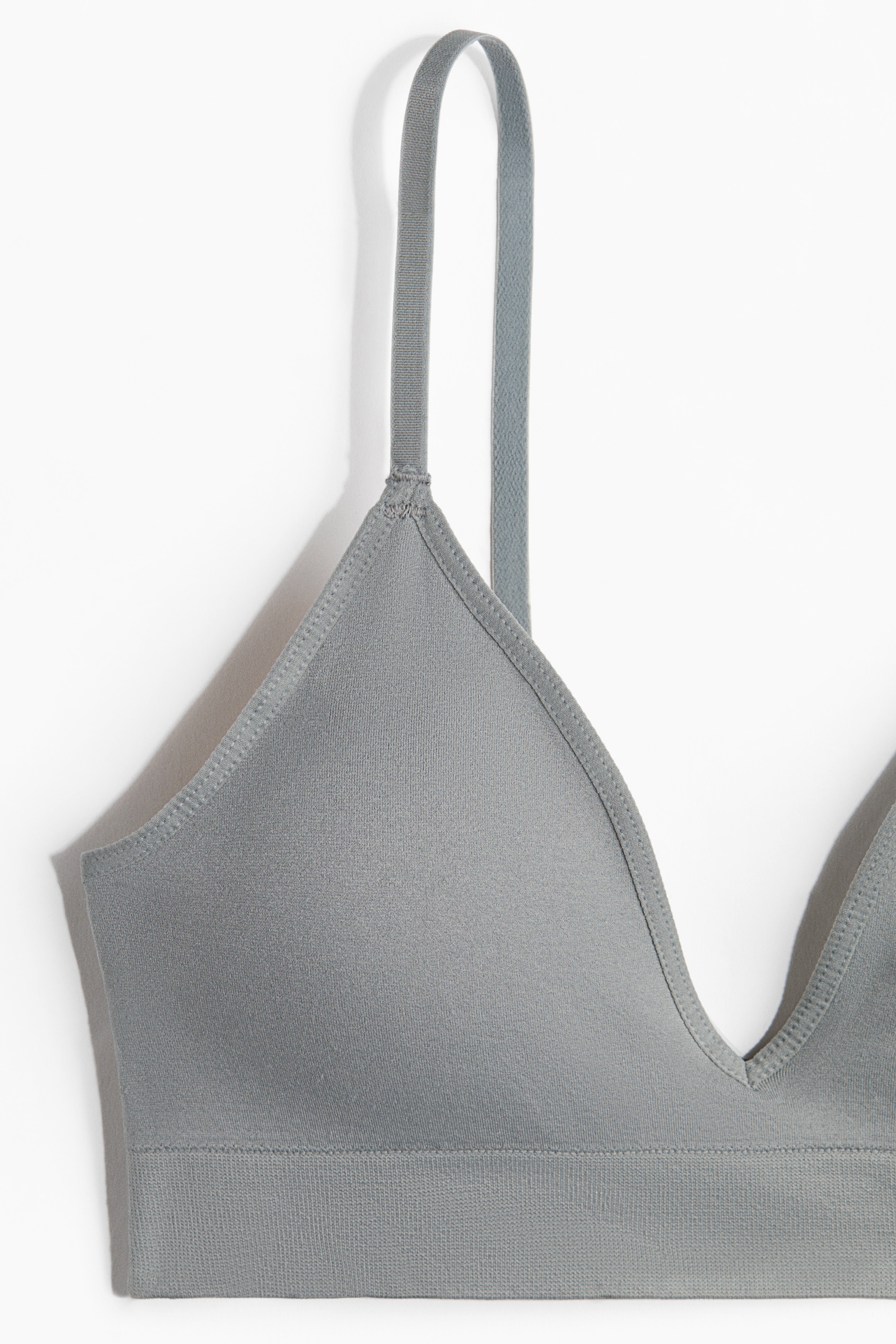 Seamless padded soft bra