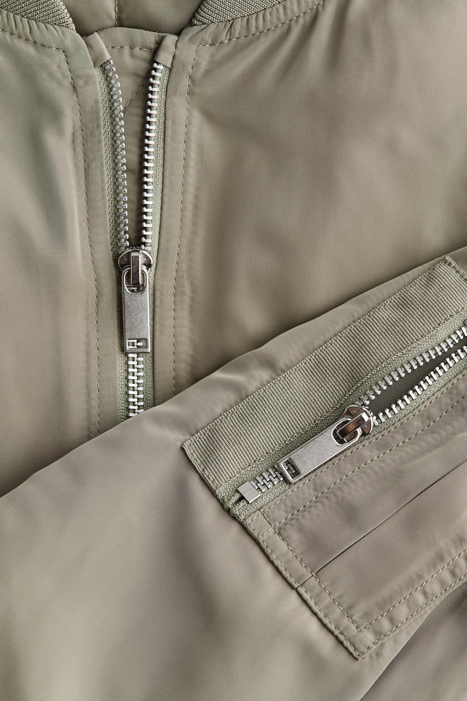 Padded bomber jacket - Khaki green/Black/Light beige - 2