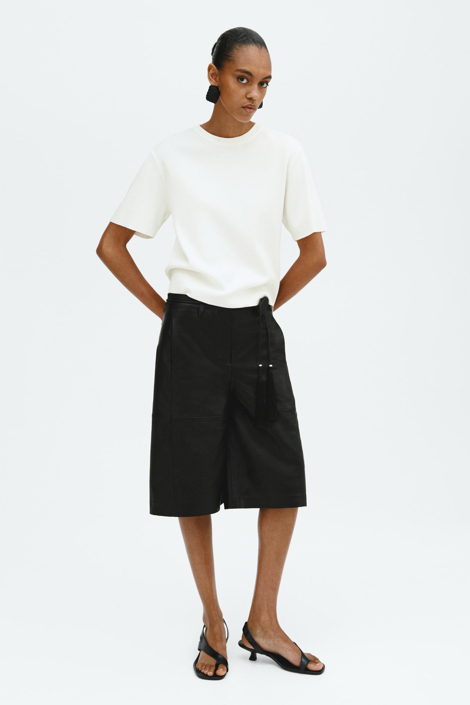 Knitted T-shirt - White/Light beige/Dark brown striped/Dark brown - 1