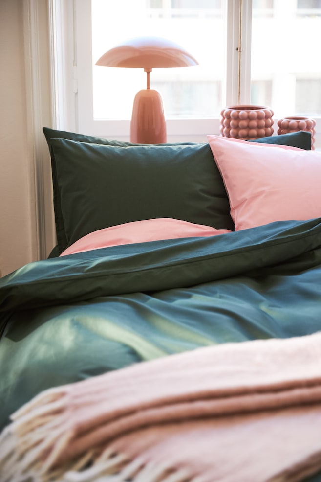Enkelt sengesæt i bomuld - Mørkegrøn/Klar blå/Lysegrøn/Lys rosa/Varm rosa/Hvid/Dueblå/Lys pastelblå/Mørk beige - 2