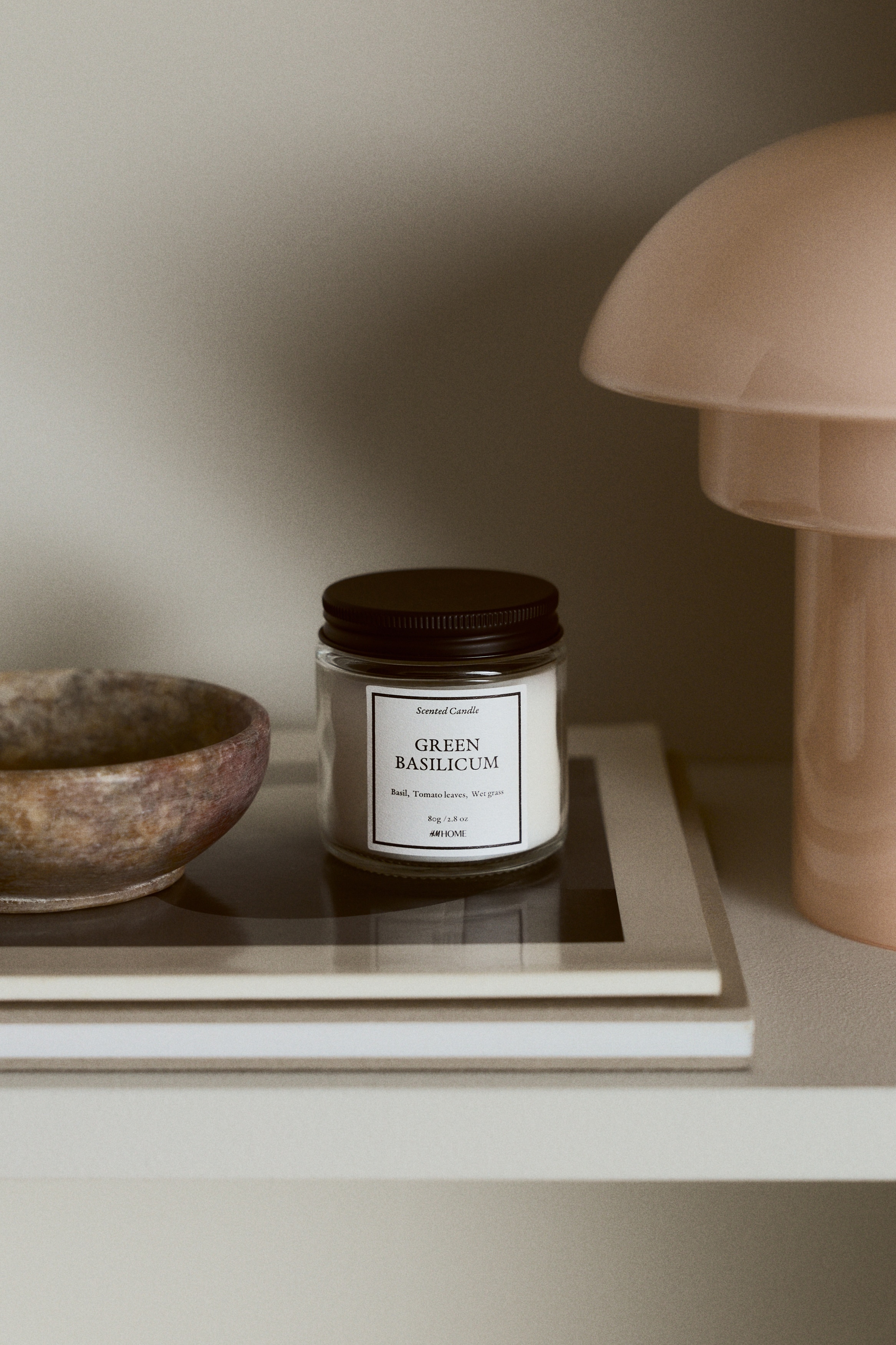 Vonná svíčka ve skleněné nádobce - Green Basilicum/Salted Sea/Sublime Patchouli/Dark Honey