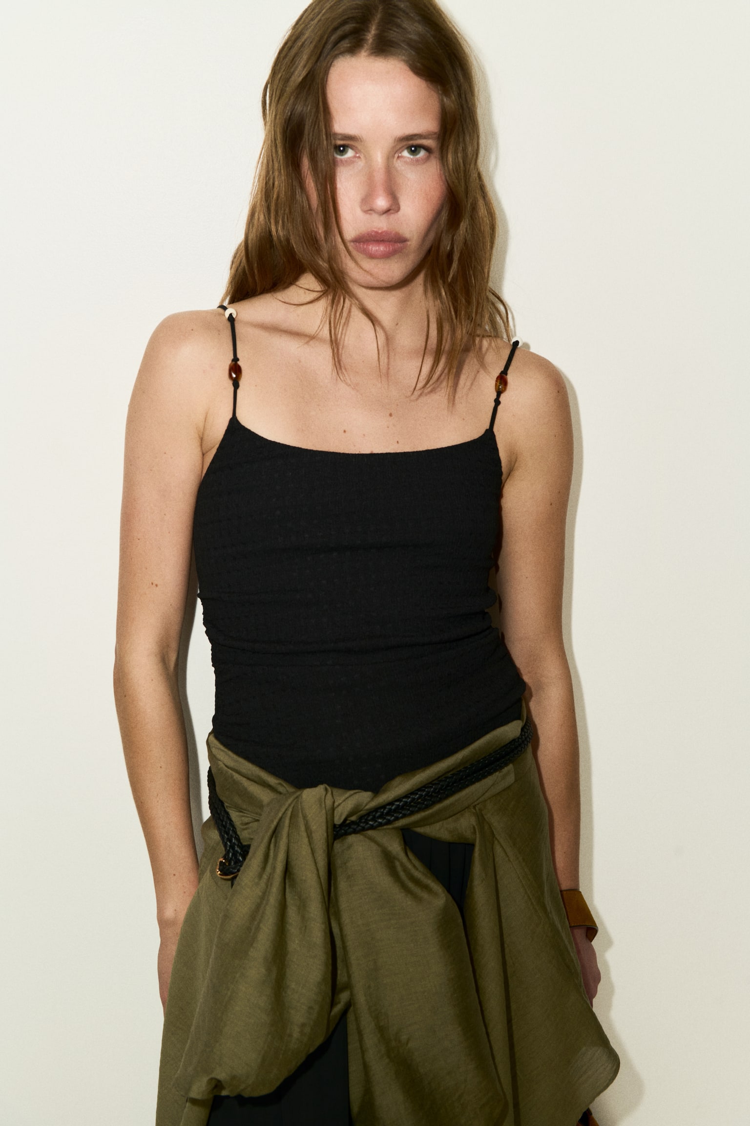 Женский топ H&M Beaded Camisole Top, цвет: Чёрный — фото 5