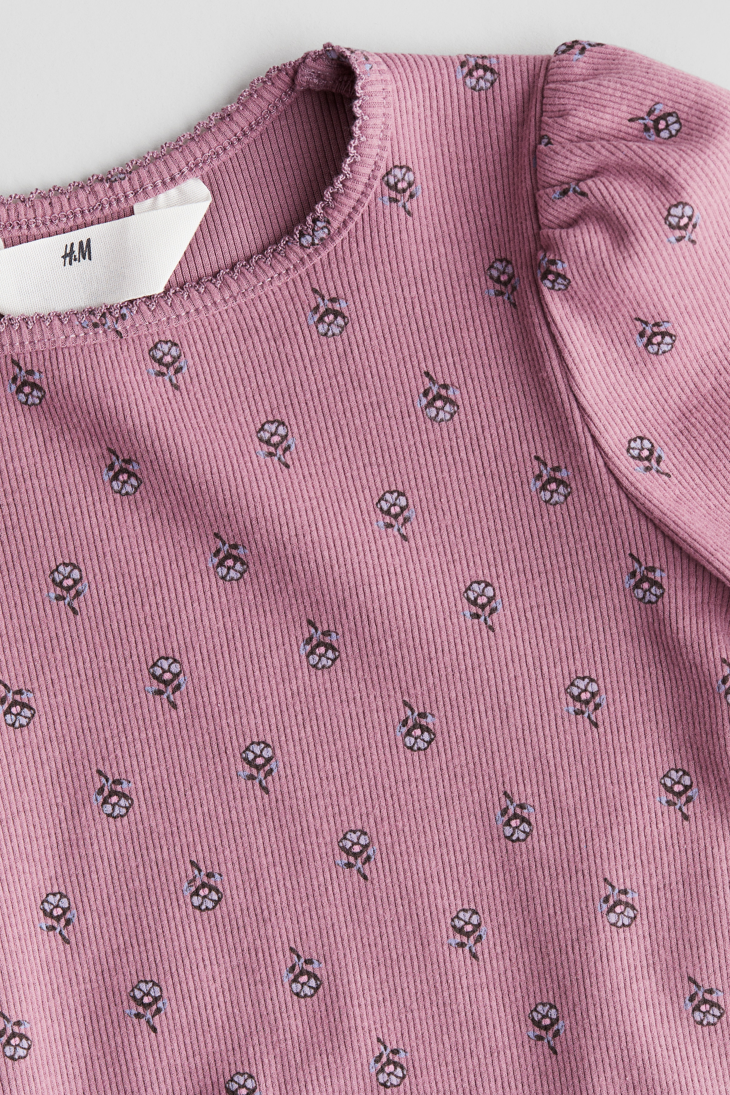 トップス M &M mms-spot-illustration_tie