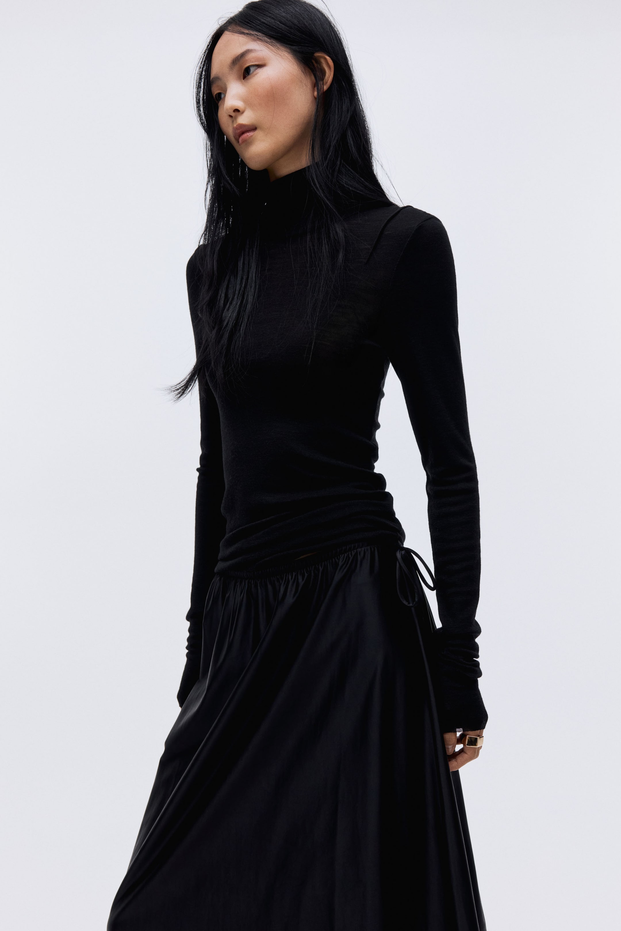 Agrandir l'image: Jupe avec cordon de serrage - Black - FEMME | H&M CH 4