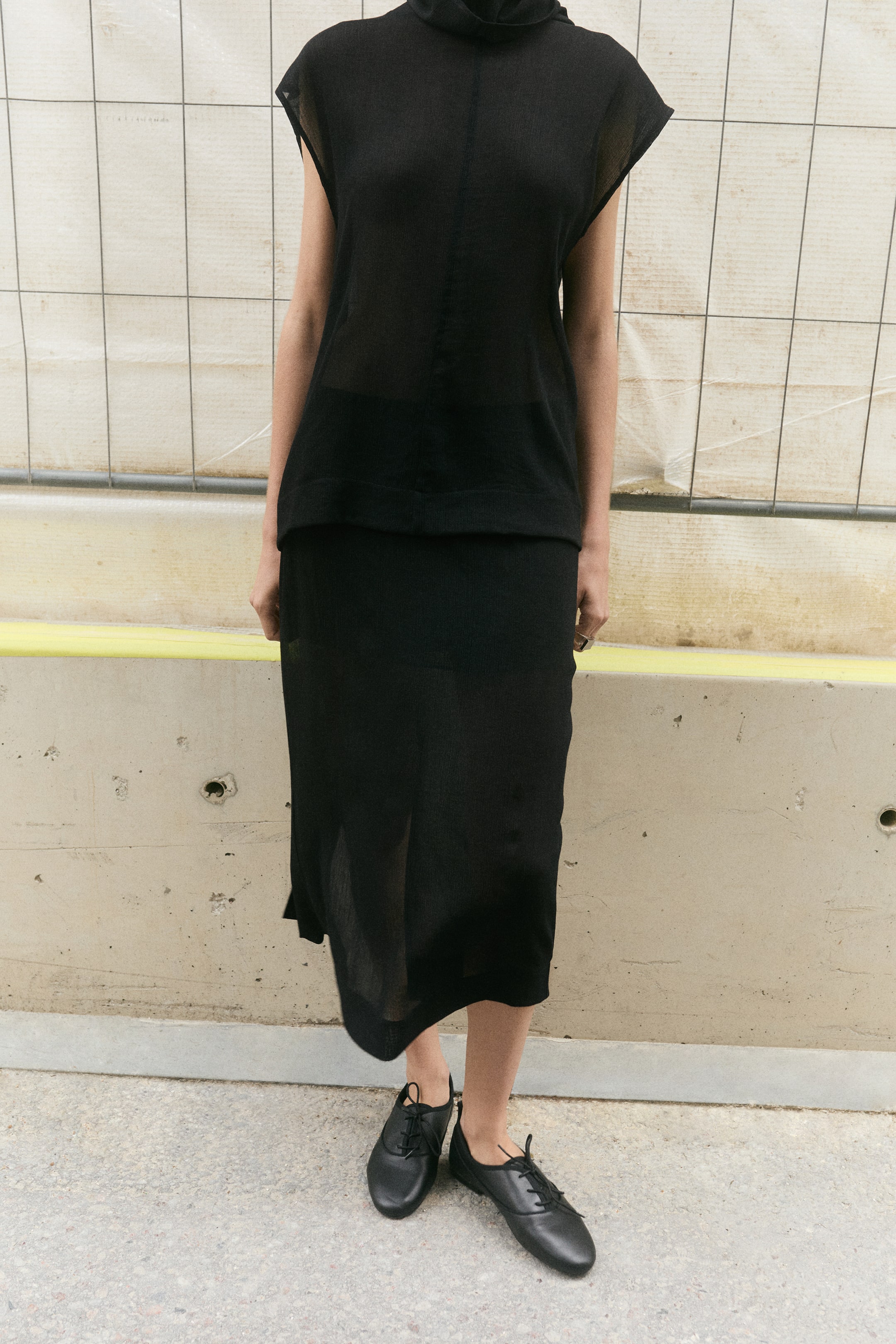 Rib-Knit Mock Turtleneck Top