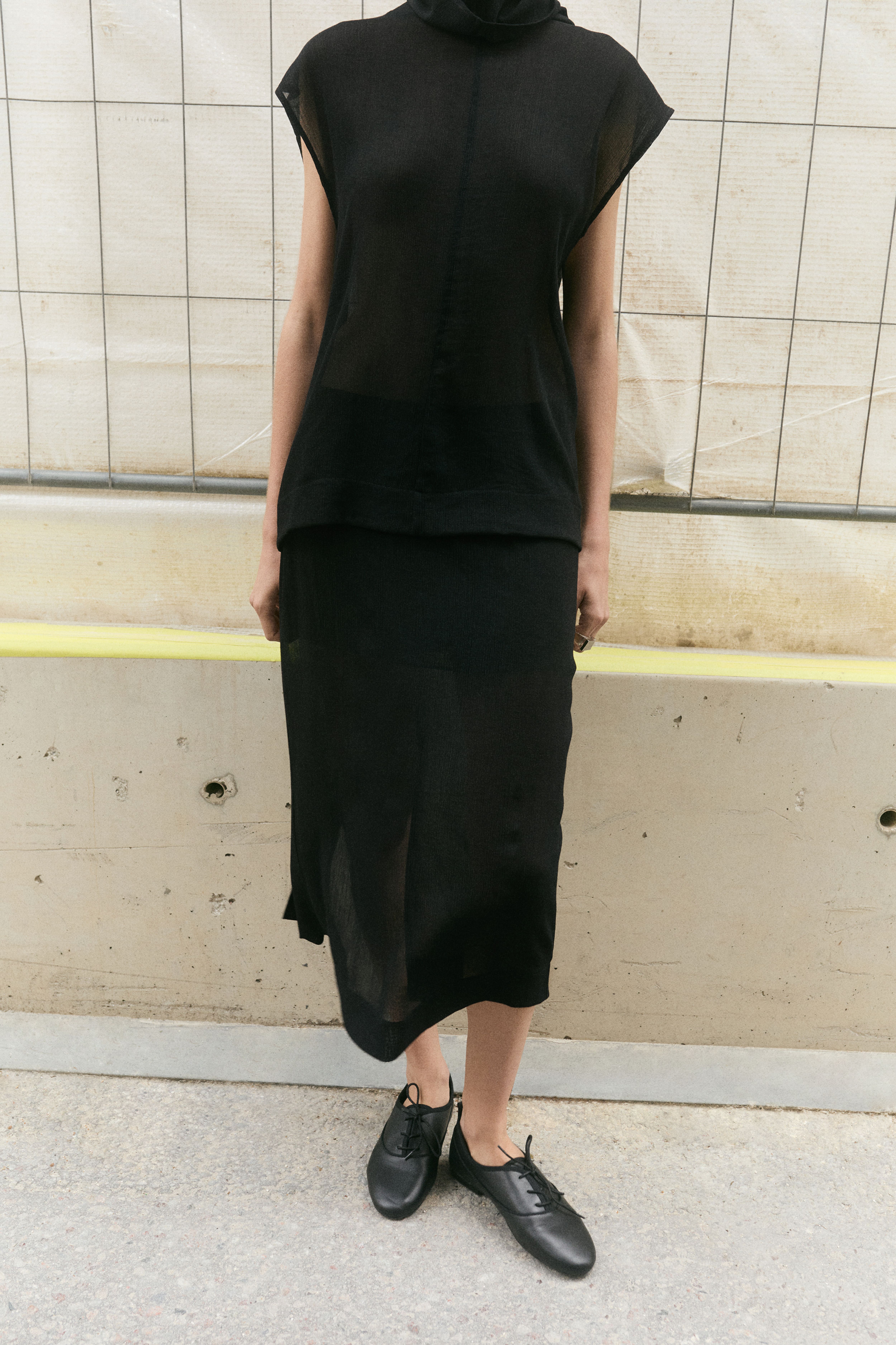 Rib-Knit Mock Turtleneck Top