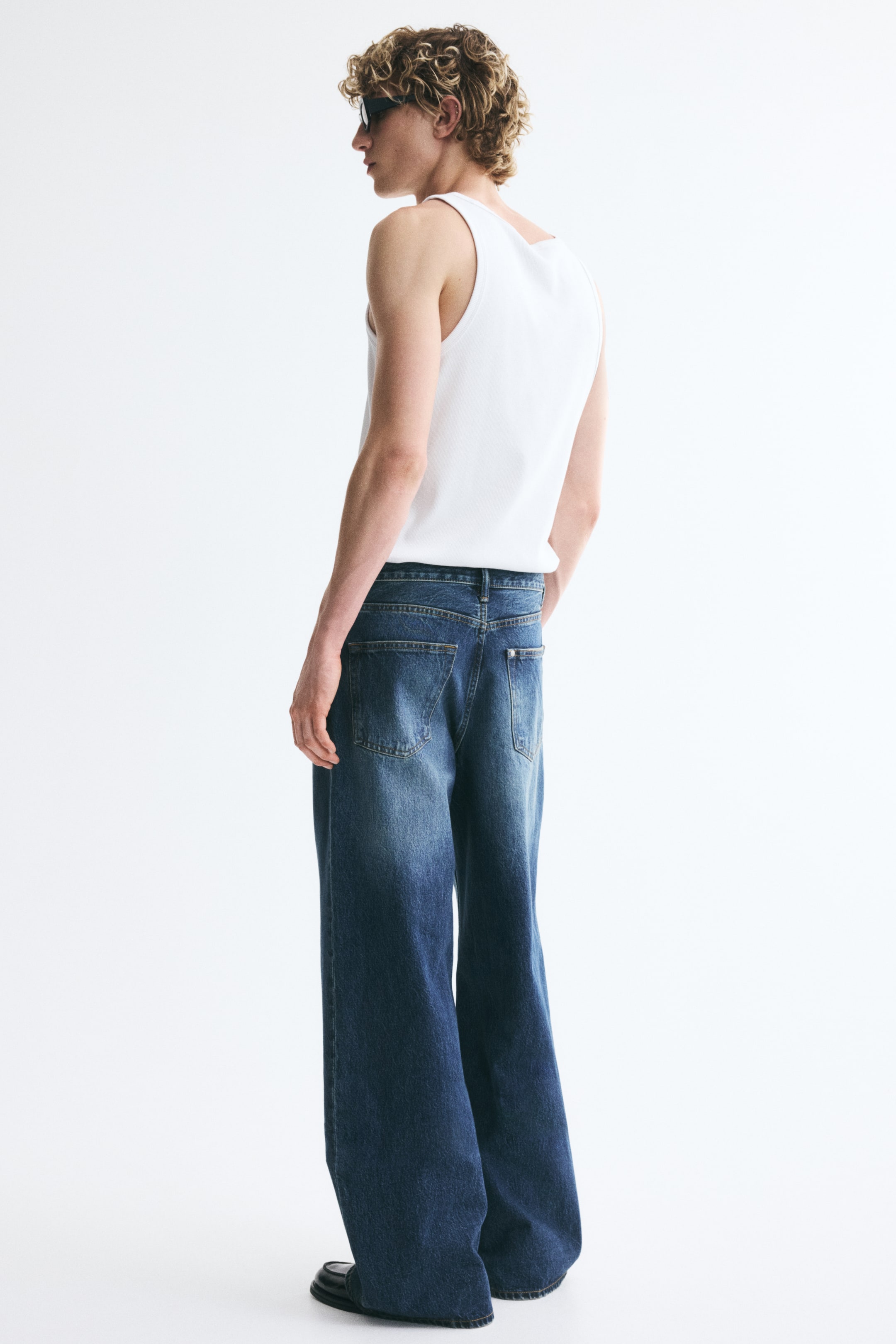 Wide-Leg Jeans