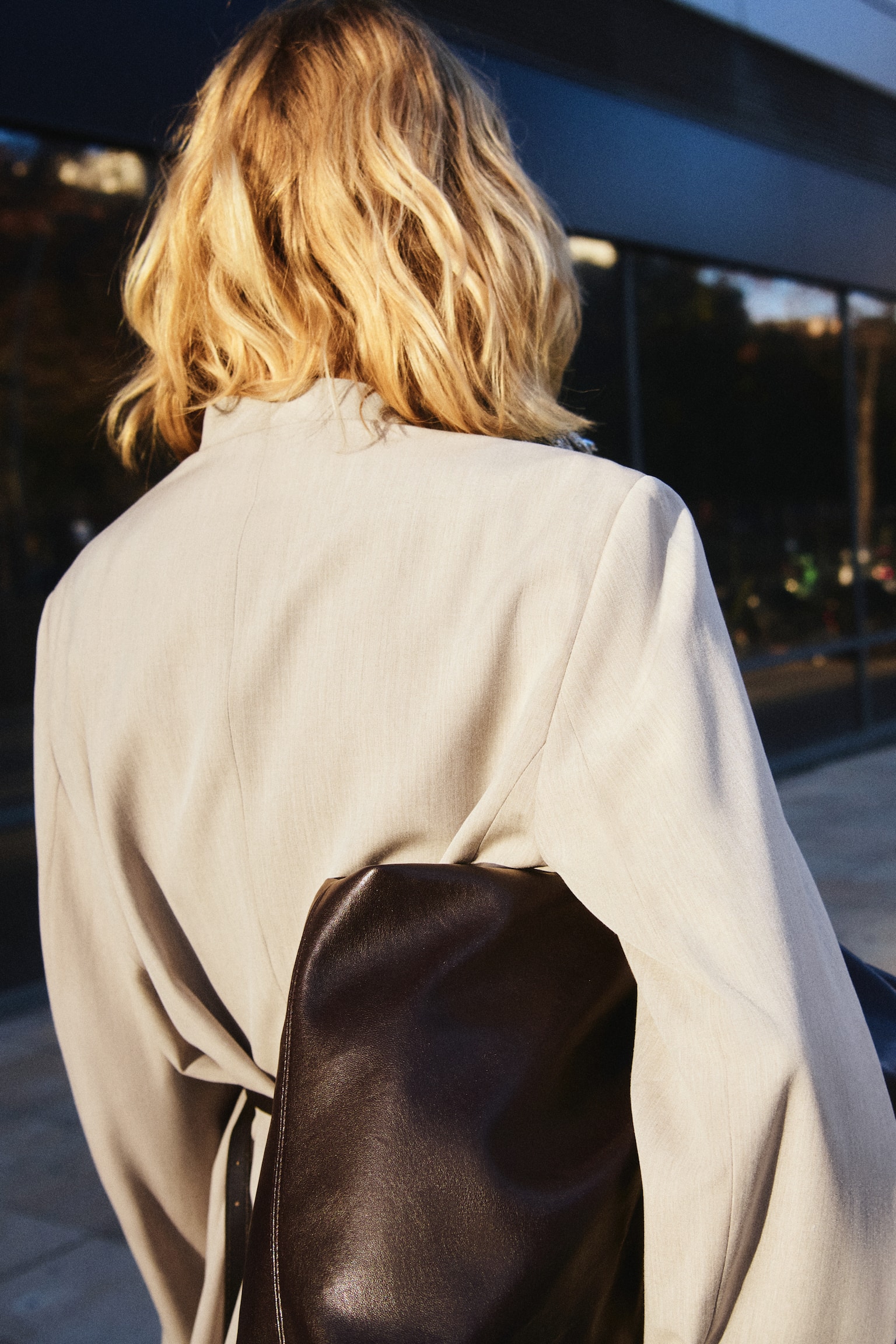 Blazer med bælte - Beige - 5