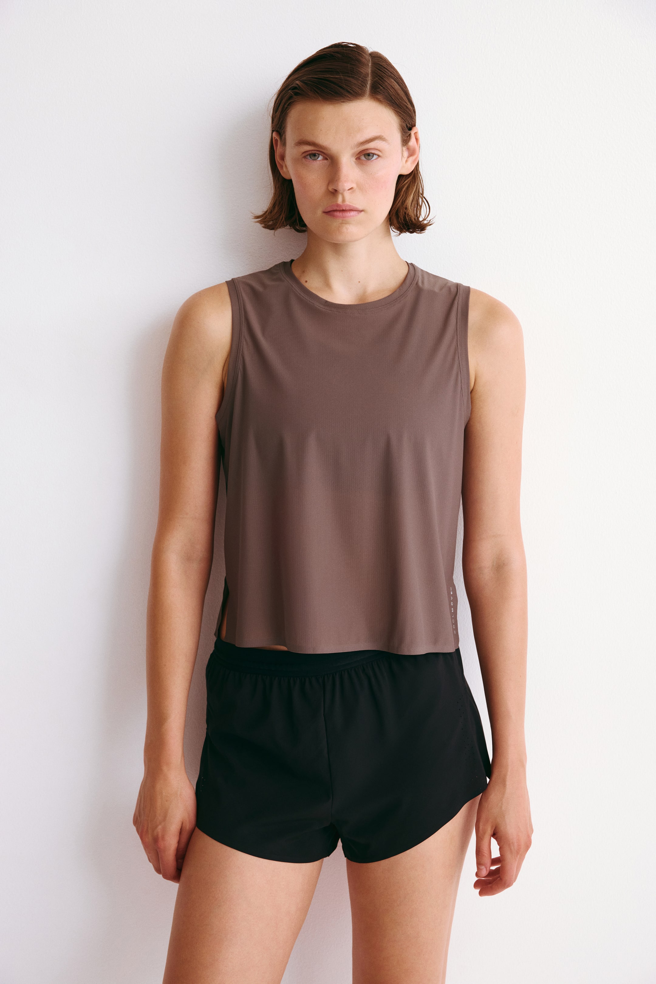 Visualizza immagine più grande: Sports vest top with CoolMove™ - Fumo - DONNA | H&M IT 1