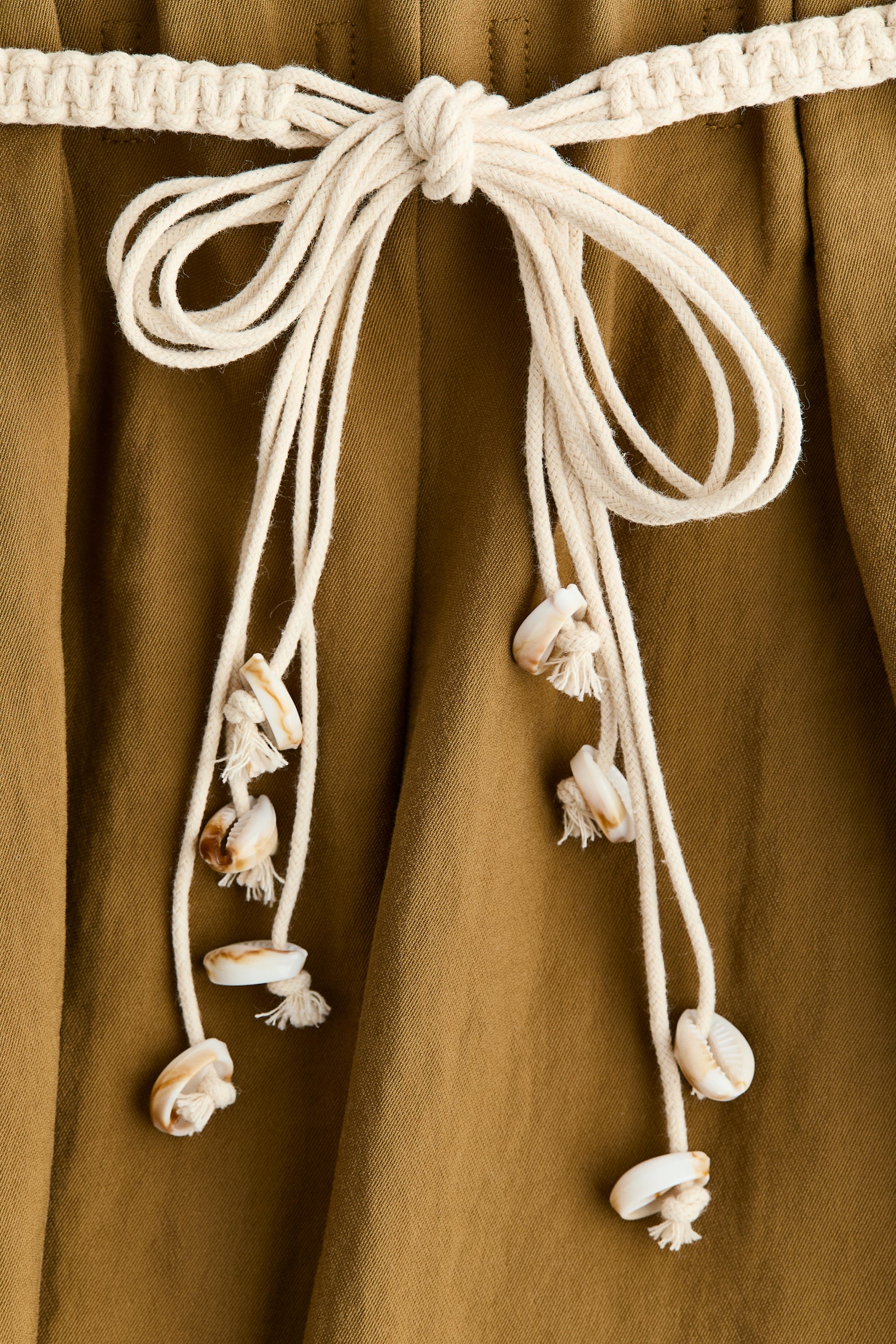 Женские шорты H&M Tie-Belt Paper Bag Shorts, цвет: Тёмный бежевый — фото 5