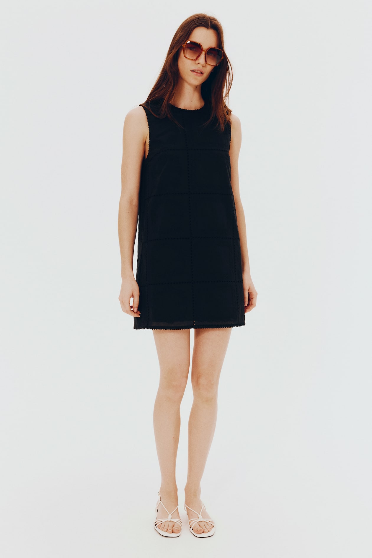 Robe en coton avec broderie anglaise - Noir - FEMME | H&M FR