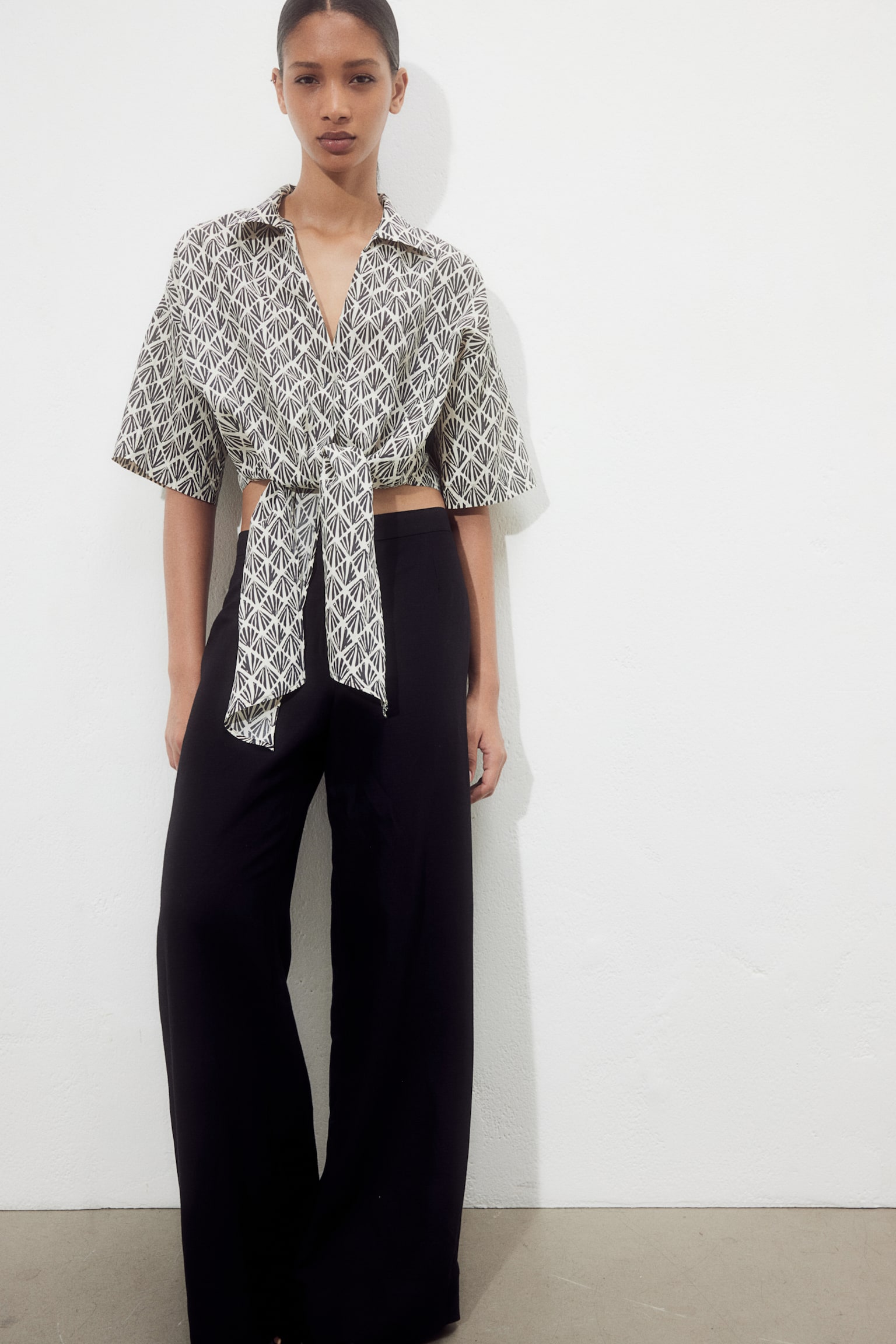 Tie Detail Blouse - Black/Pattern/Cream/Bright blue/White/Palm leaves - 5