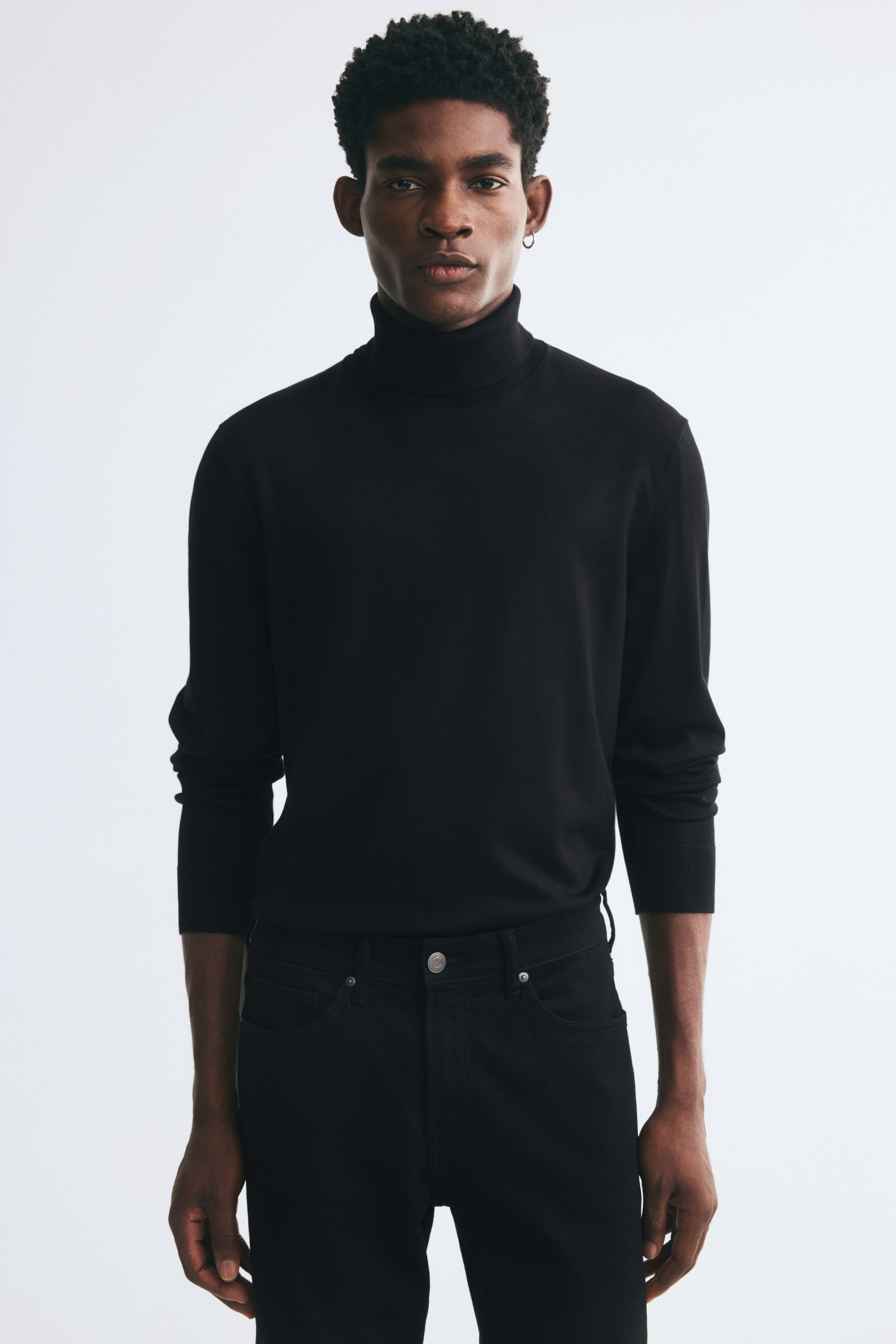 View larger image: Regular Fit Fine-knit polo-neck jumper - Black - Men | H&M 1