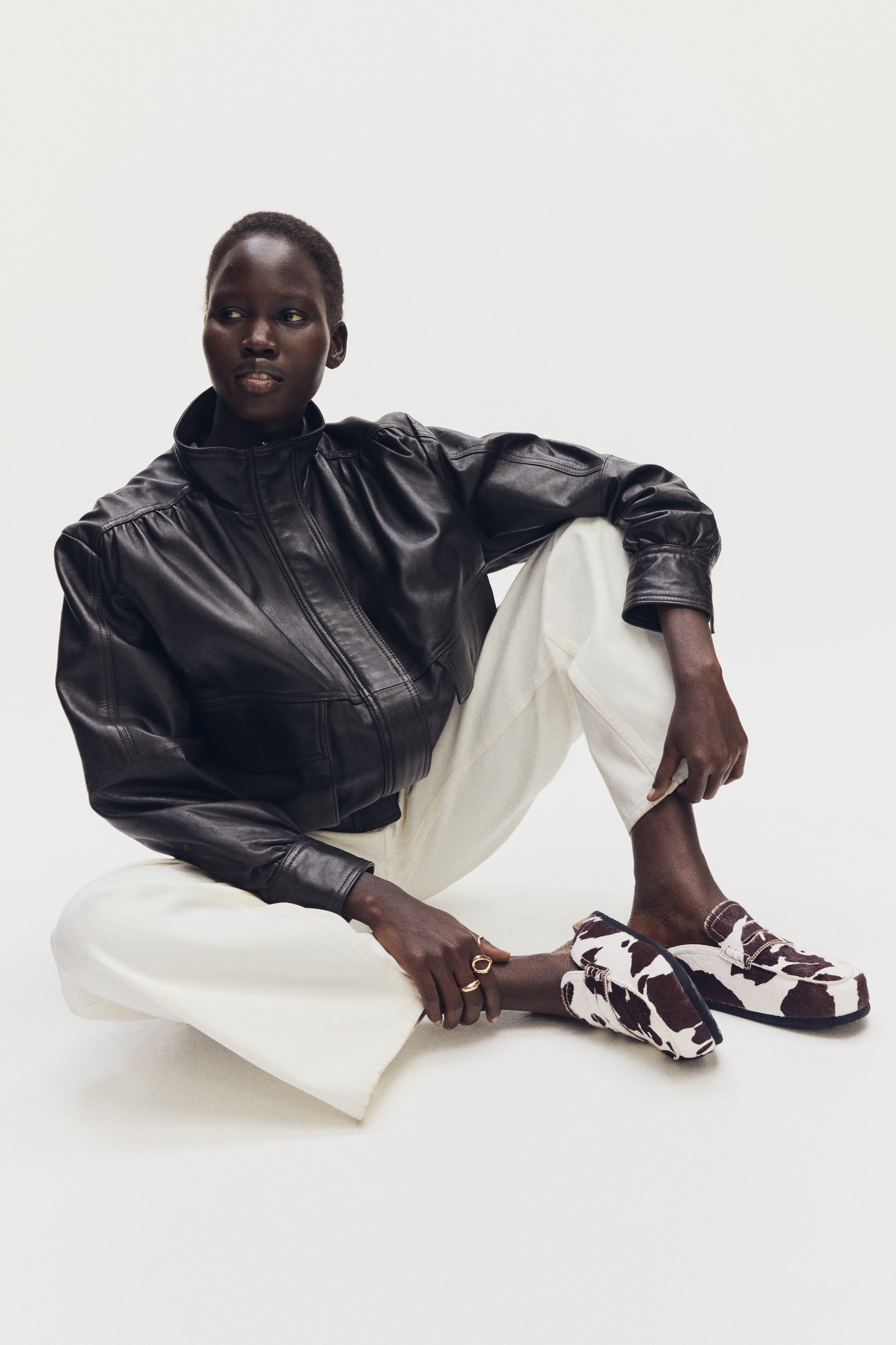 Δερμάτινα μοκασίνια με ανοιχτή φτέρνα - Λευκό/μοτίβο αγελάδας/Καφέ