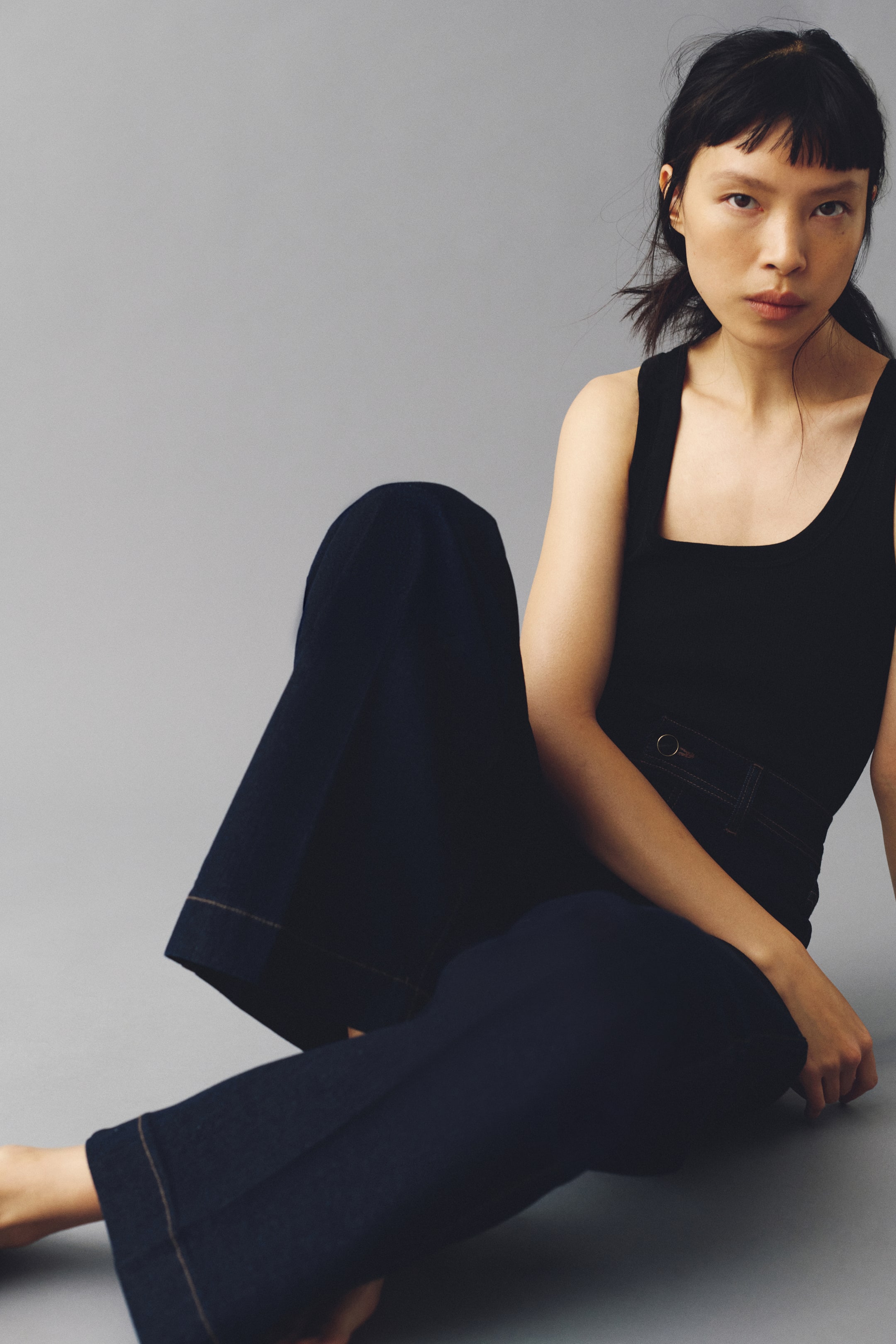 View larger image: Wide High Jeans - Dark denim blue - Ladies | H&M SG 2