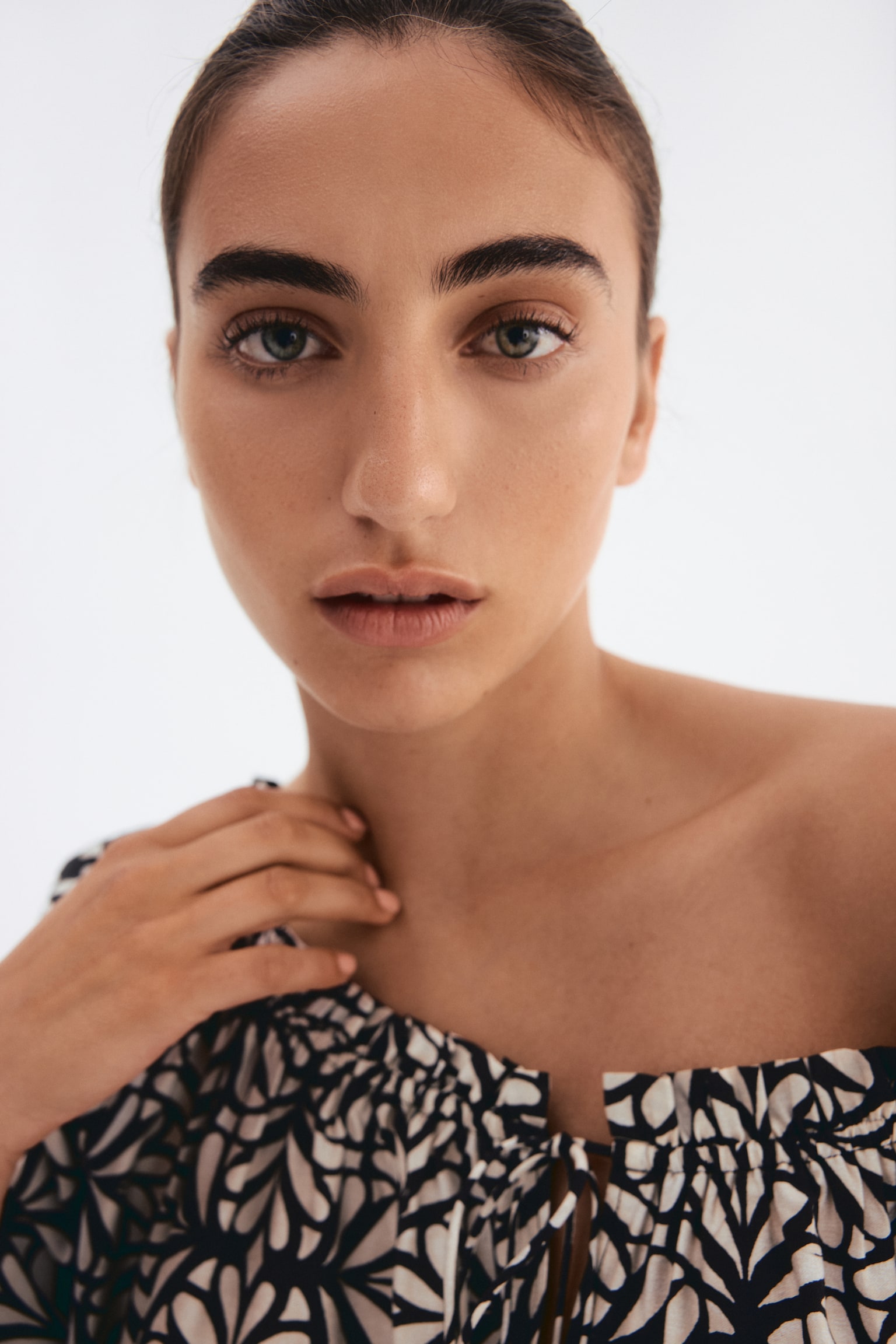 שמלה עם קשירה - שחור/דוגמה/כחול/דוגמת פייזלי - 6