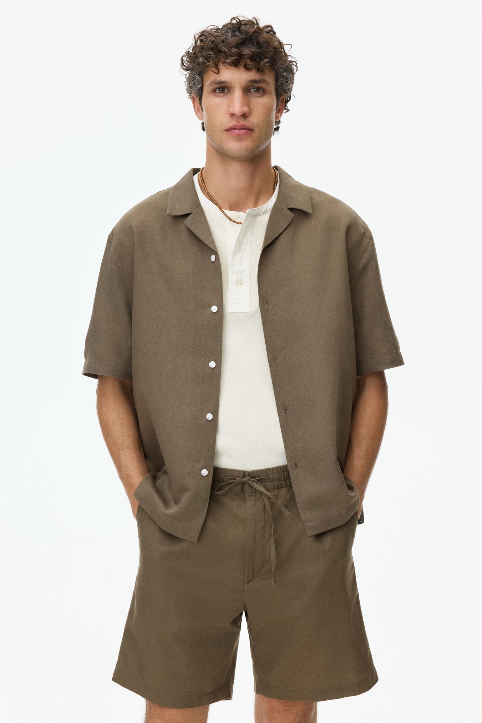 Regular Fit Linen-blend shorts - Khaki green/Light blue/Dark brown/Black/Cream/White - 1