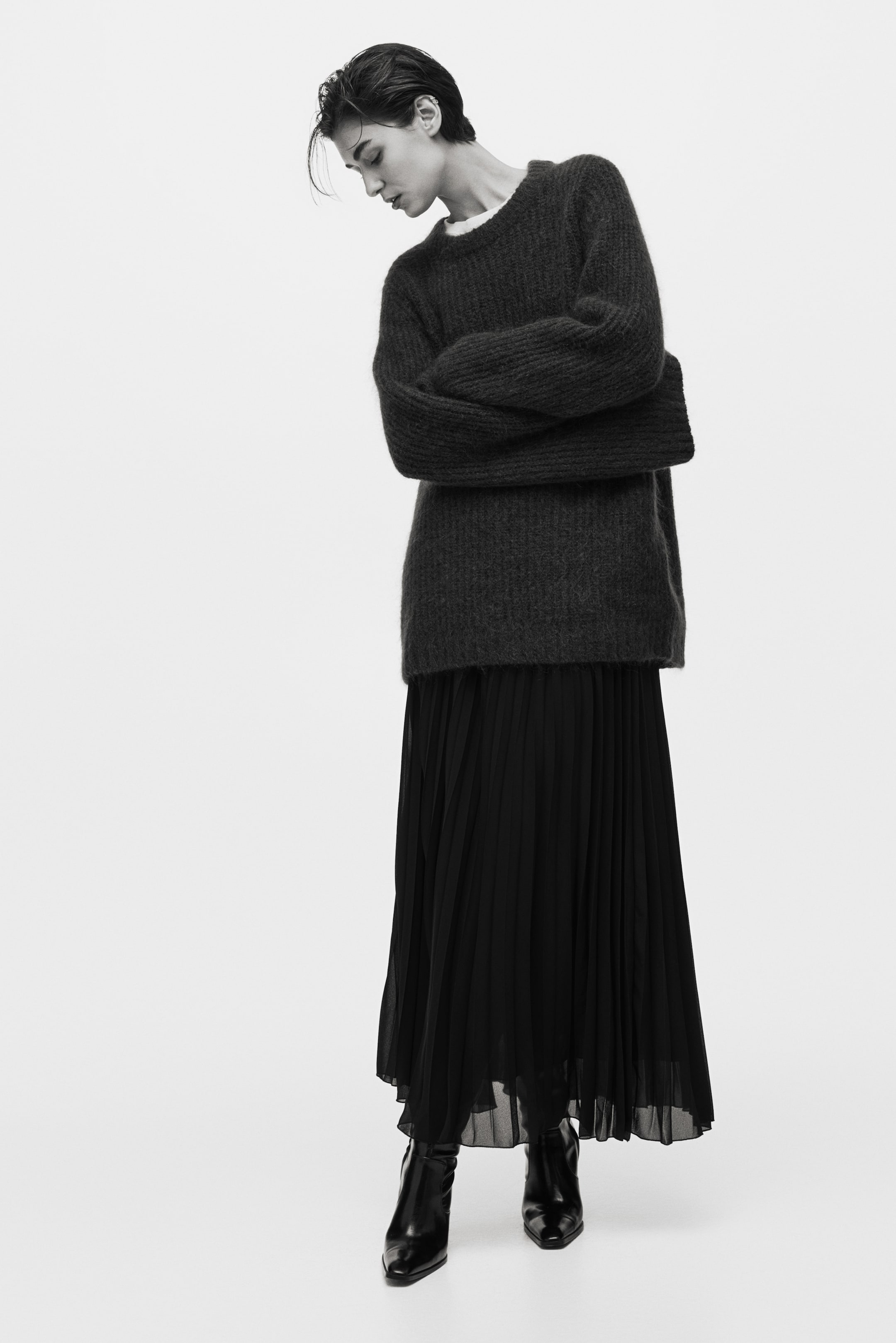 이미지 확대 보기: 시폰 플리츠 스커트 - 블랙 - 여성 | H&M KR 1