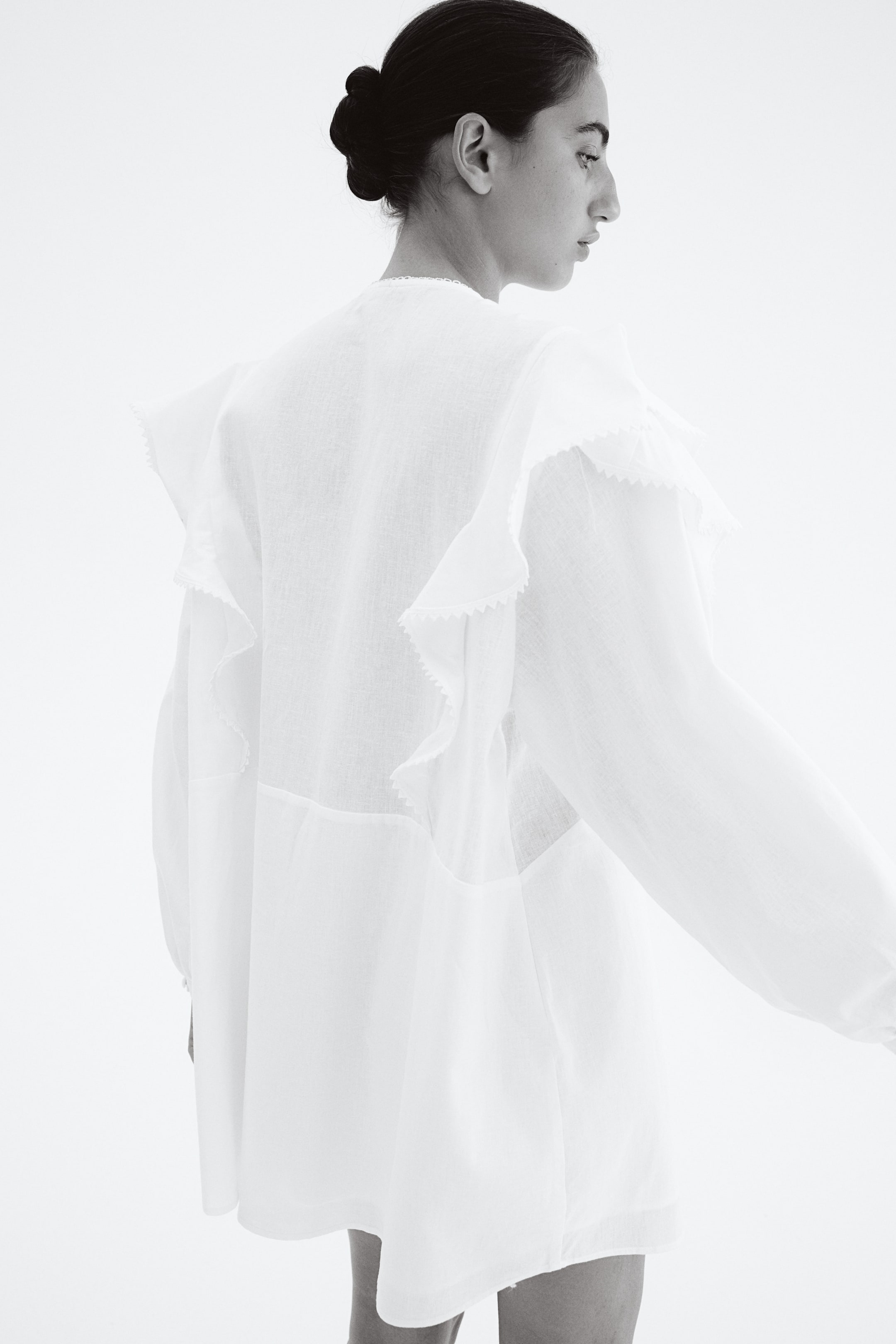 Büyük resmi görüntüle: Keten Karışımlı Tunik Elbise - Beyaz - KADIN | H&M TR 3