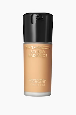 Studio Radiance Serum-powered™ Foundation