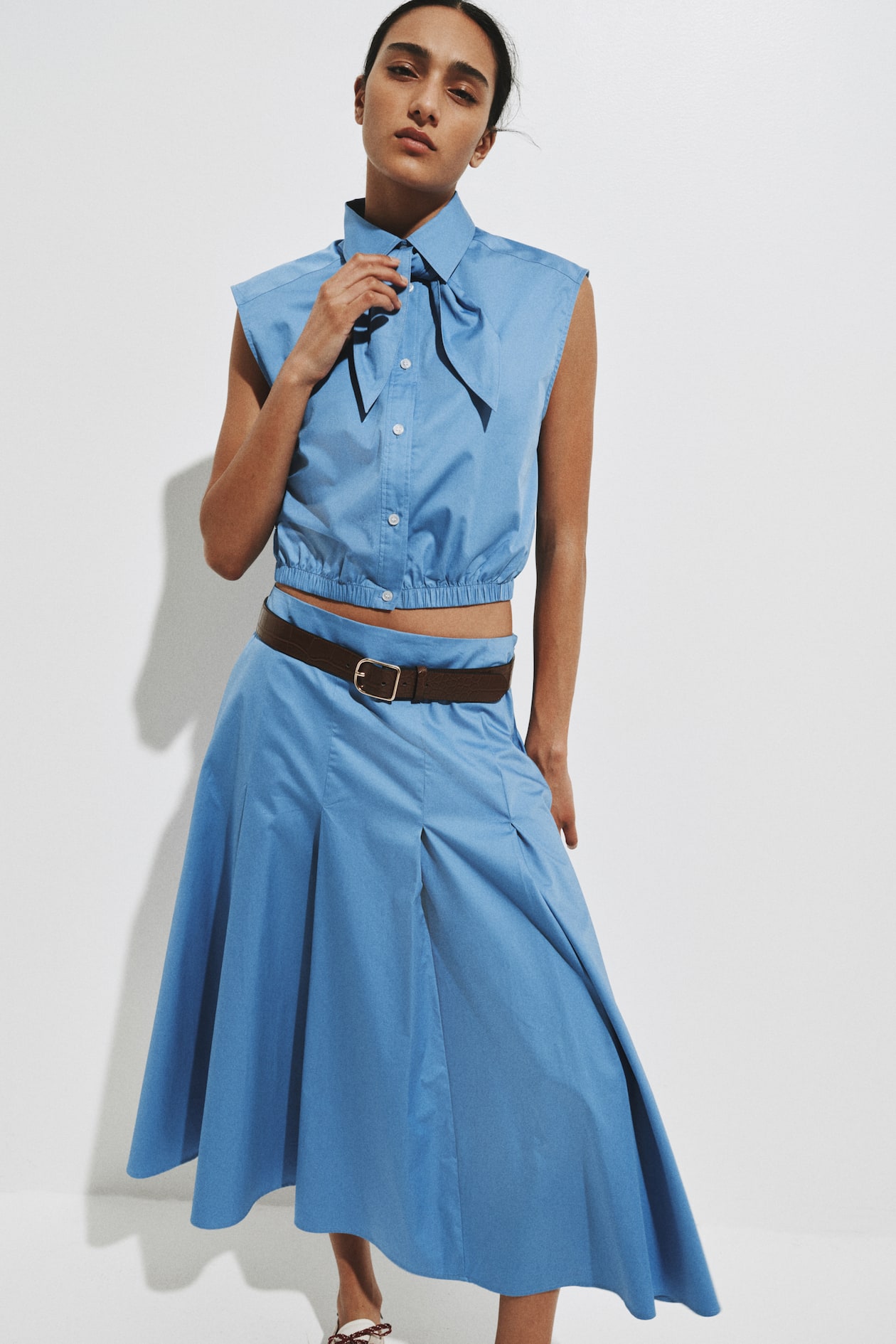 Sleeveless Poplin Shirt - image 4