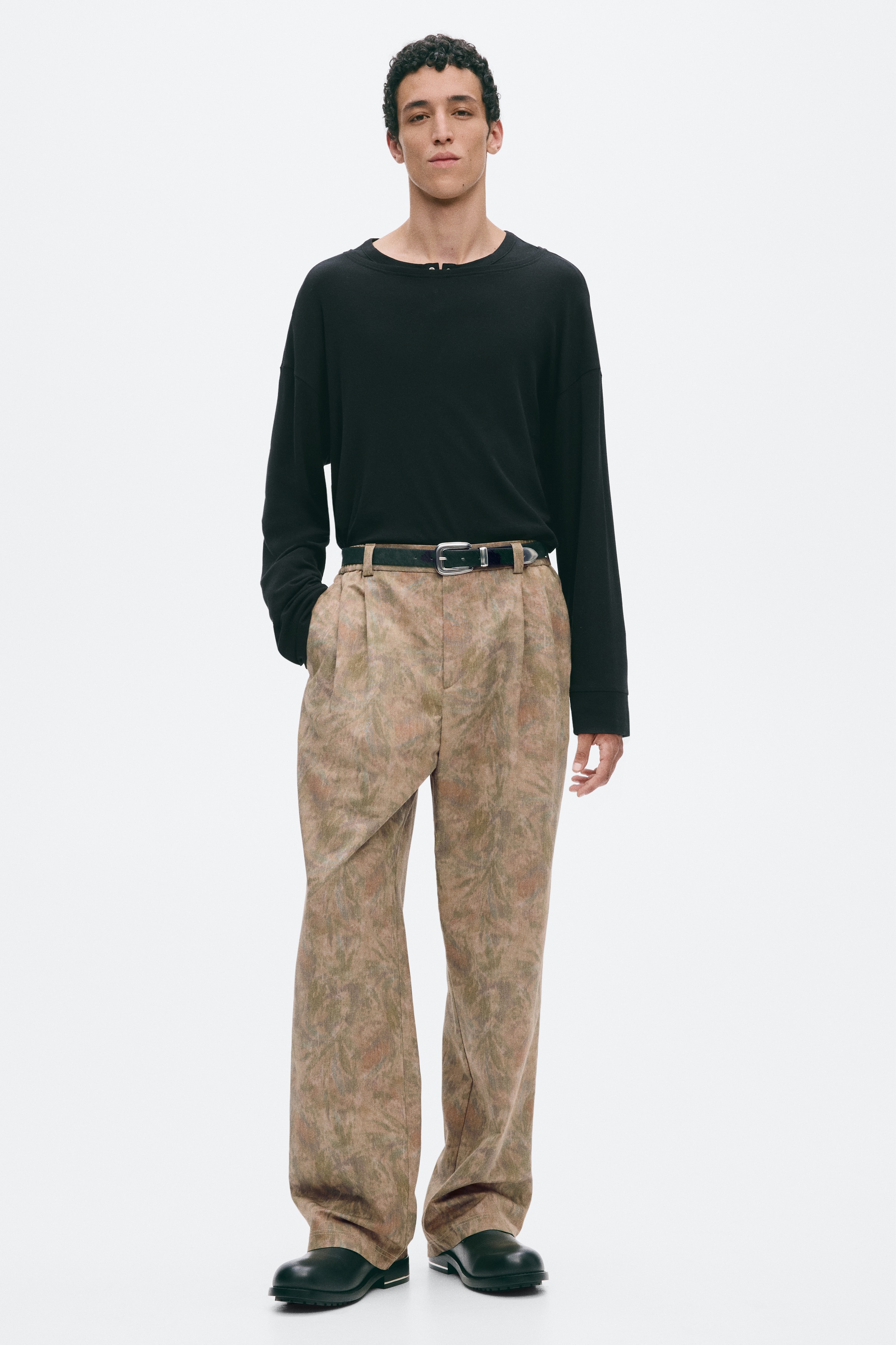 T-shirt in cotone a maniche lunghe Relaxed Fit - Nero