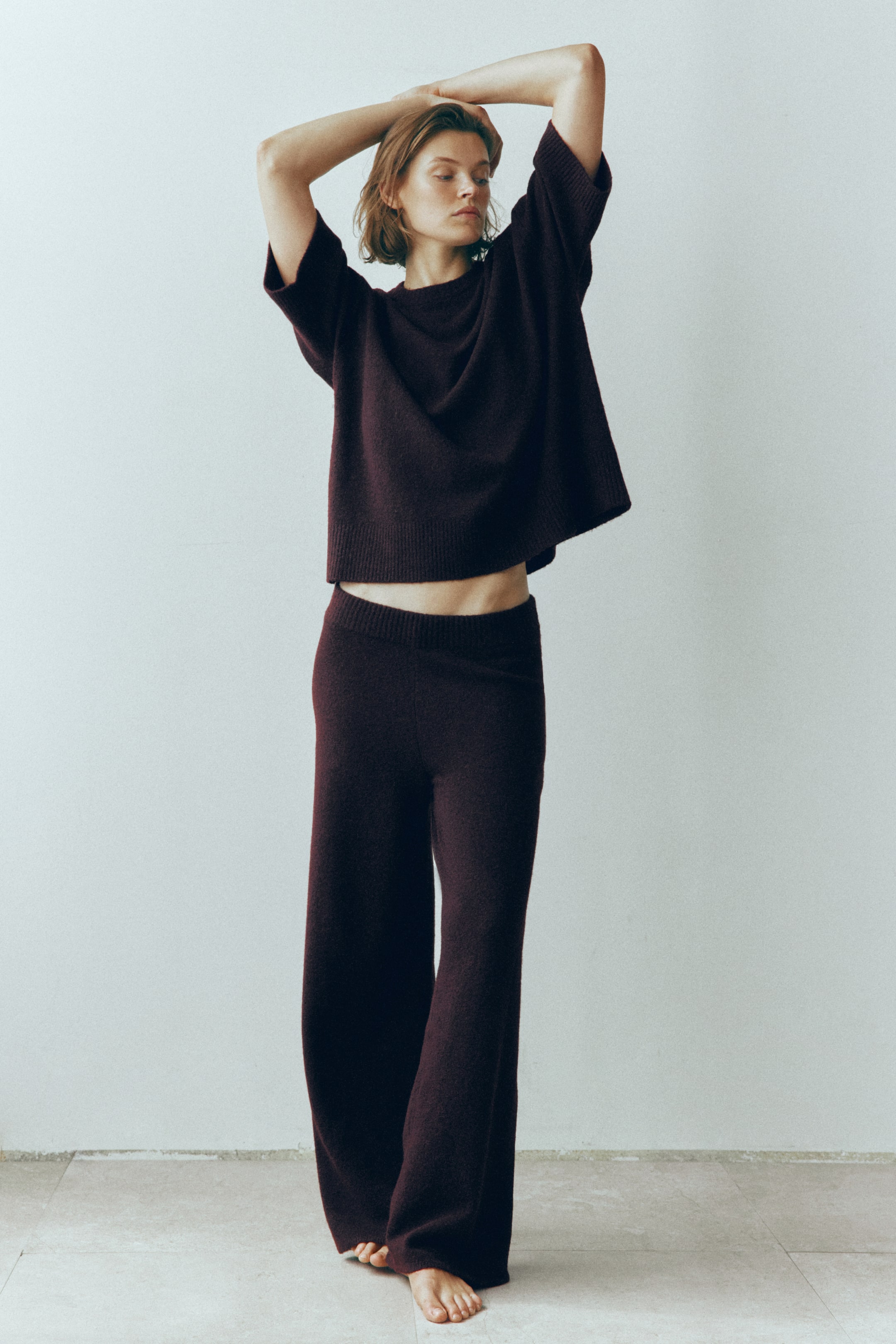 View larger image: Wide knitted trousers - Burgundy - Ladies | H&M 1