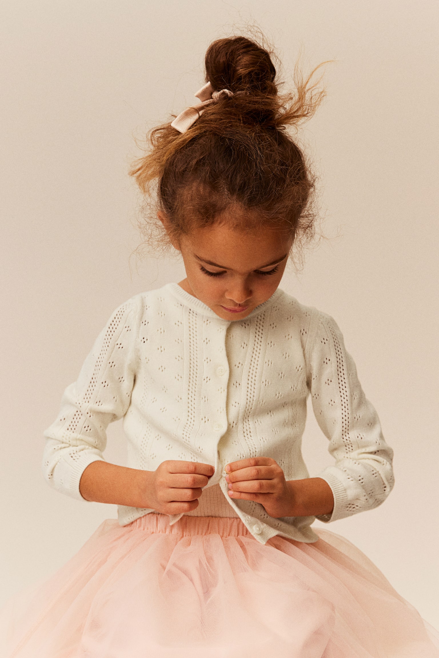 Textured Knit Cotton Cardigan - White/Pink/Light beige/Mole/Butterflies/Powder pink/Butterflies - 2