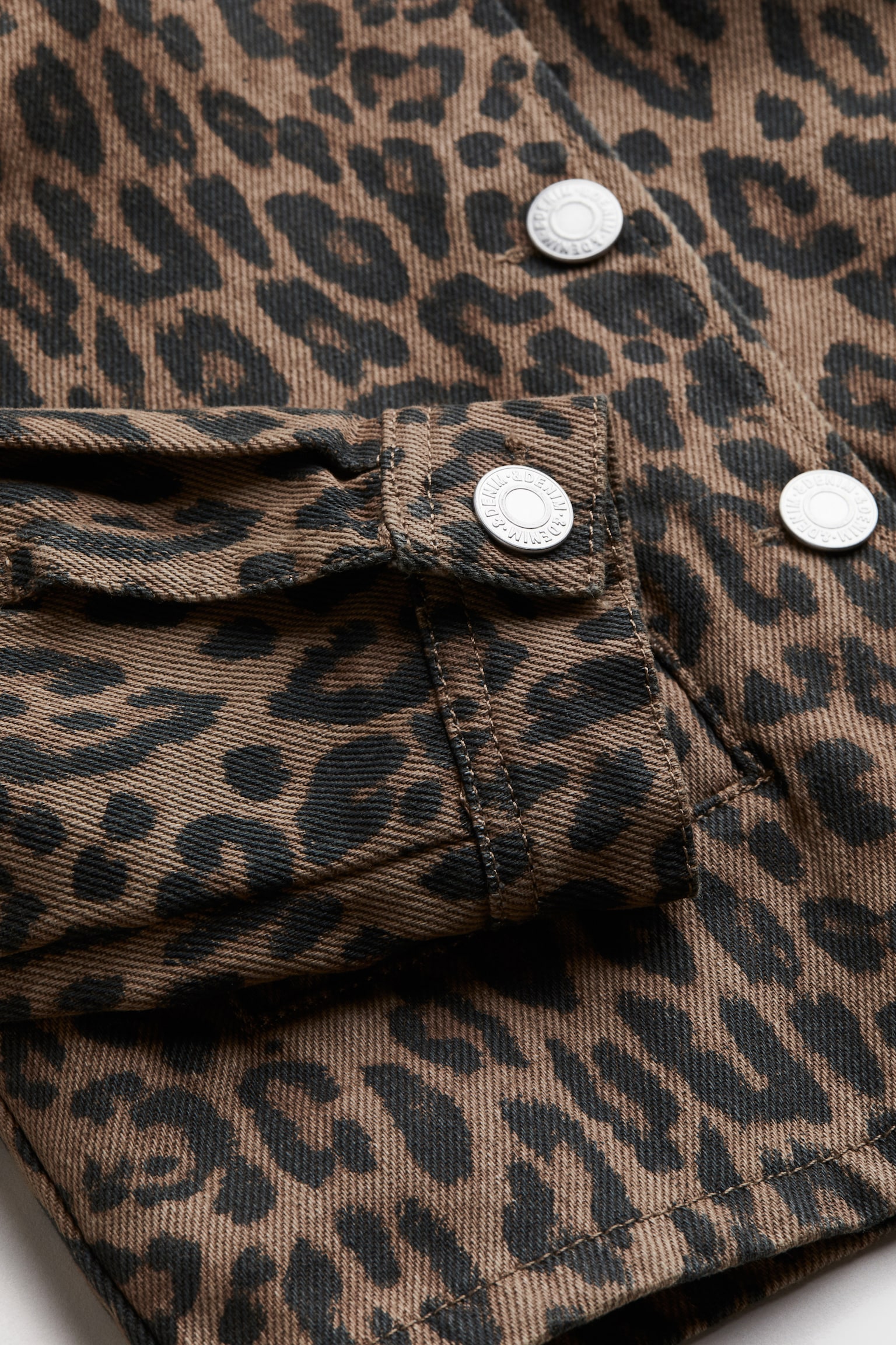 Printed denim jacket - Brown/Leopard print/Dark grey/Spotted - 3