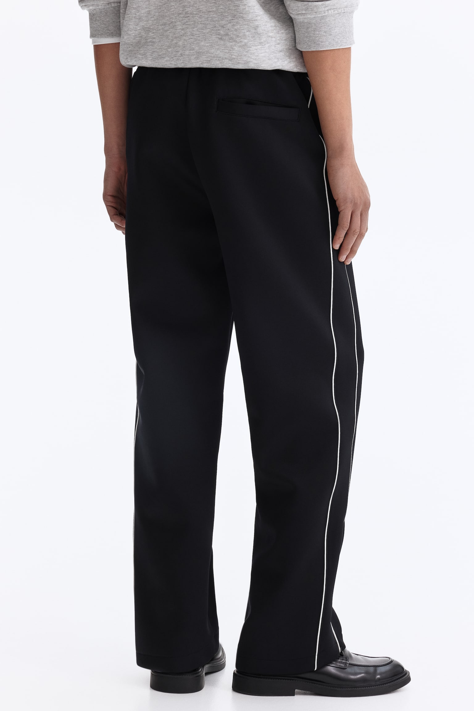 Relaxed Fit Joggers - 黑色/深咖啡色 - 8