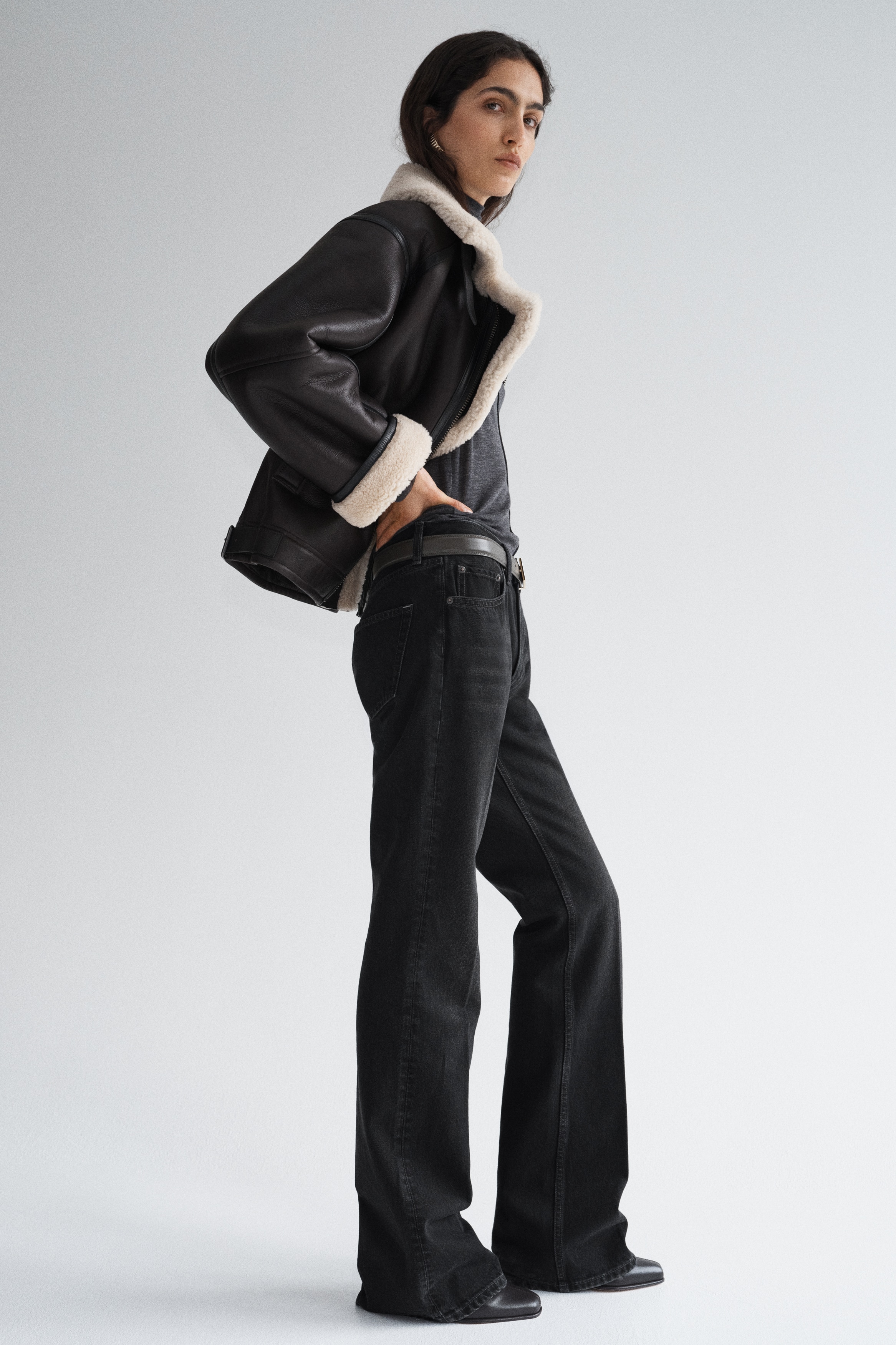 Jeans bootcut con piegaModal