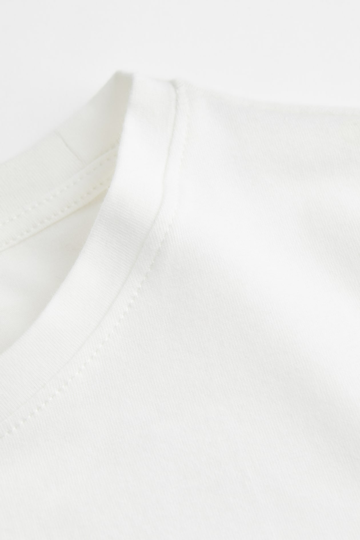 Short Jersey Top - Round Neck - Long sleeve - White - Ladies | H&M US