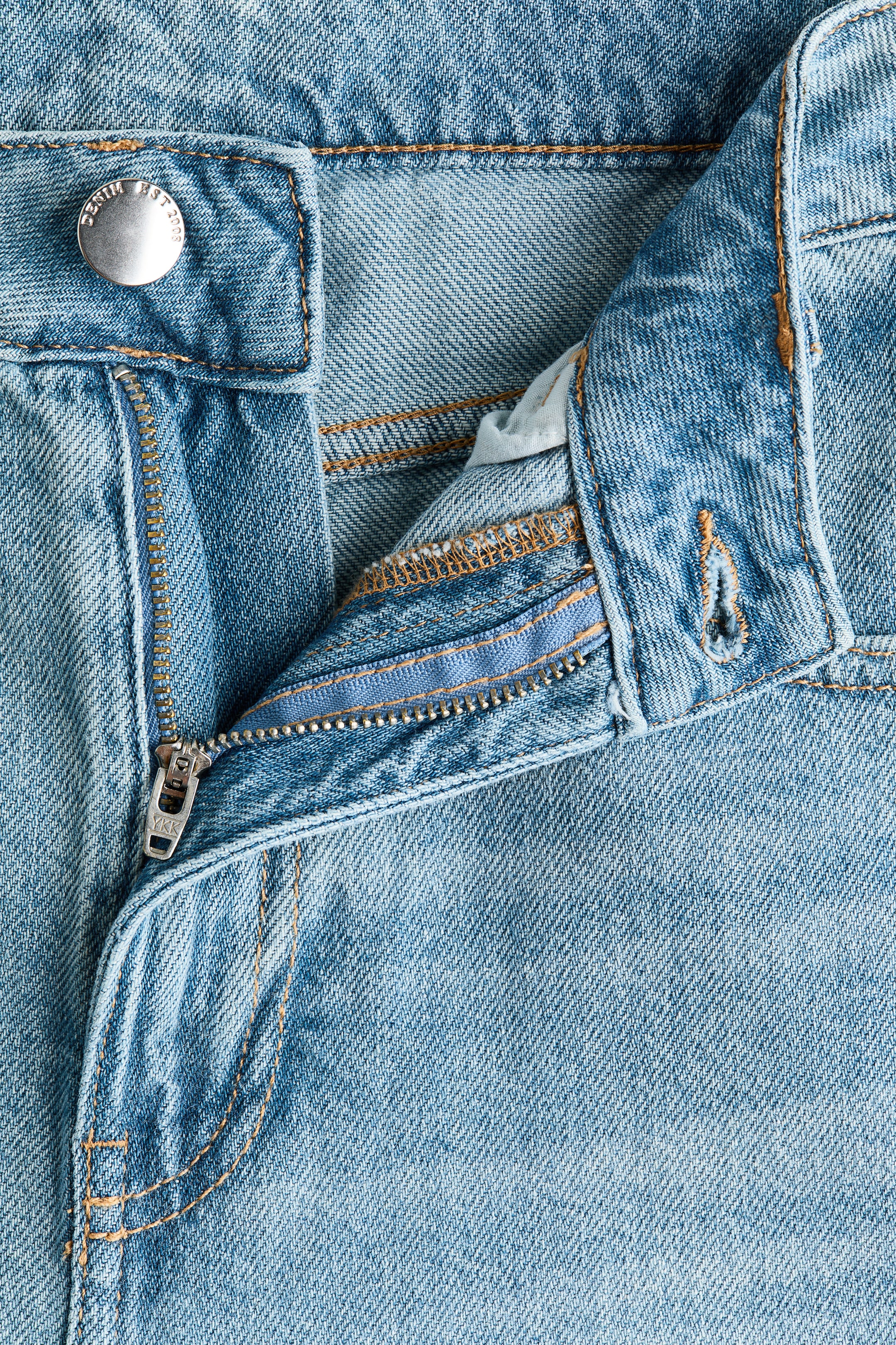 Jean taille haute jambes tonneau