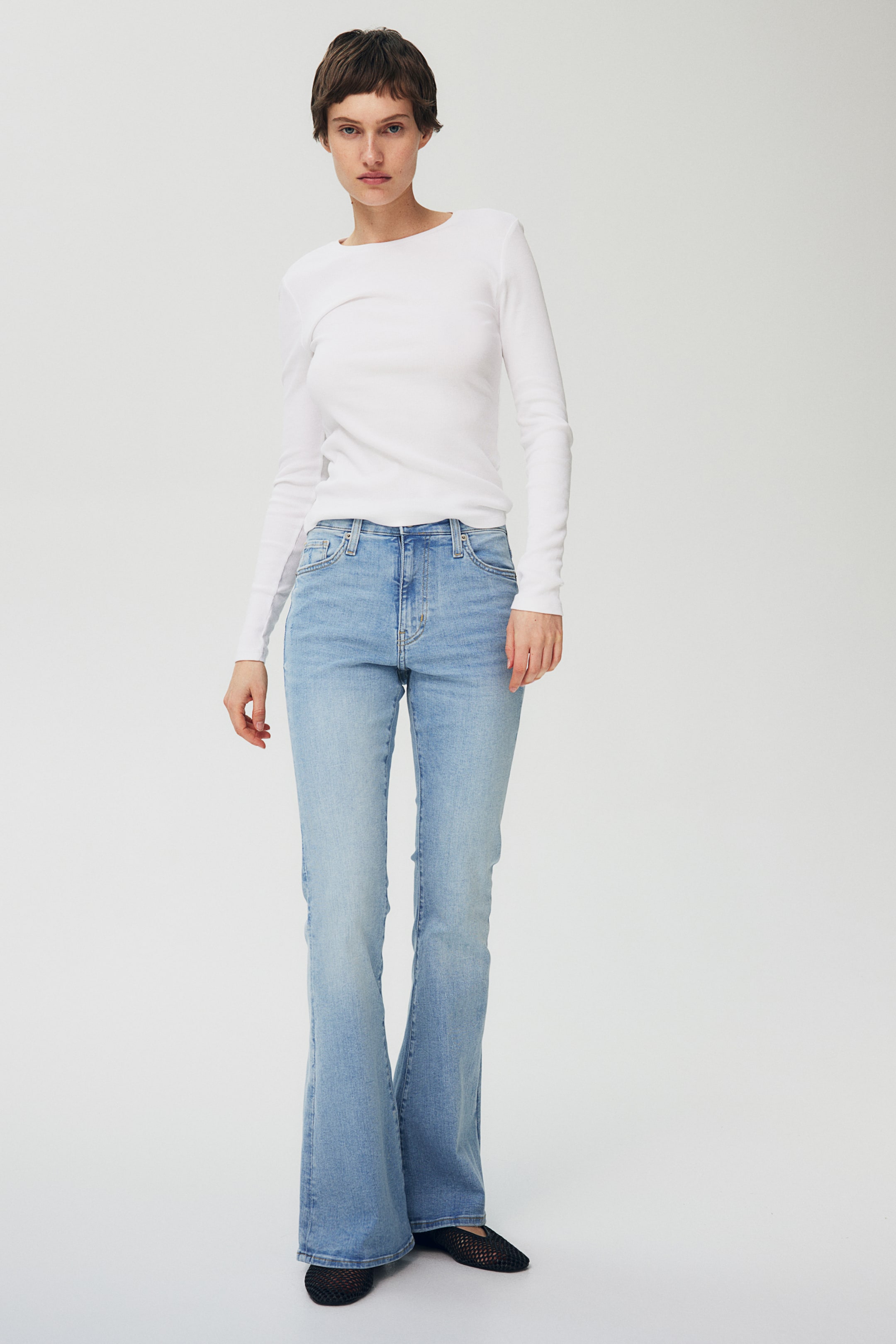 Flared Ultra High Jeans - Ultra high waist - Long - Light denim blue ...