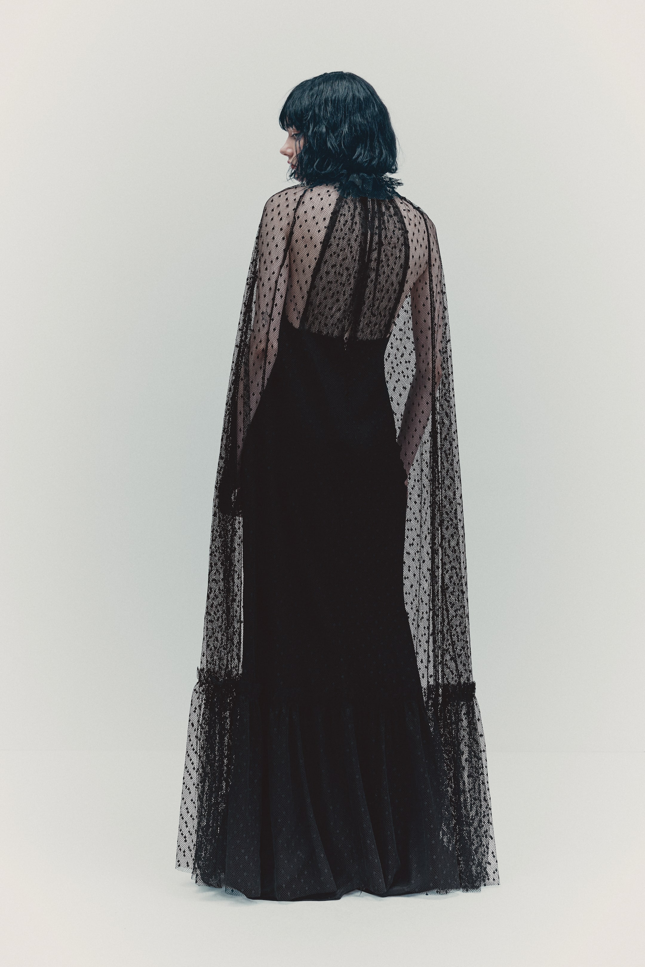 Visualizza immagine più grande: Abito con mantella in mesh - Nero - DONNA | H&M IT 5