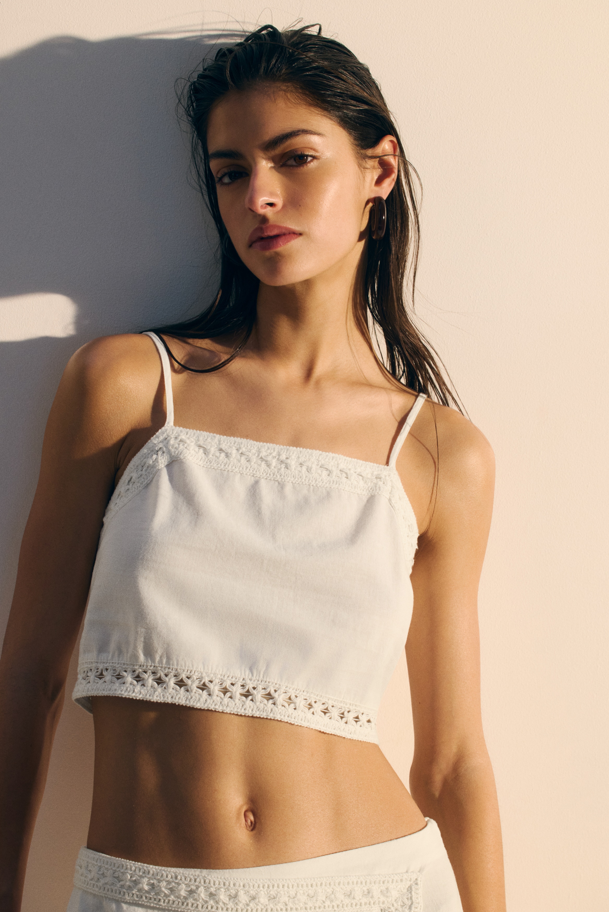 Krop top za plažu od mešavine lana - Bela