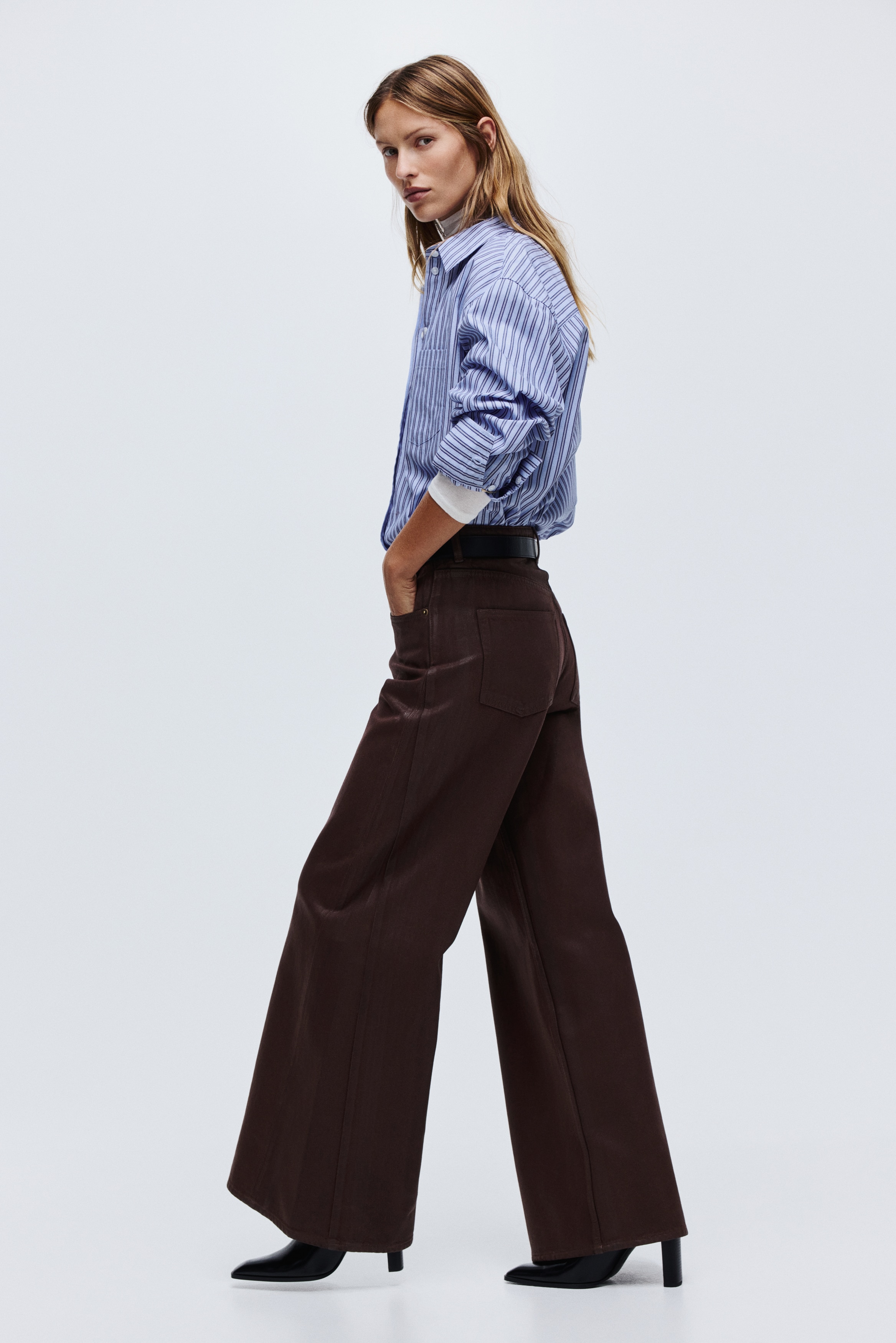 H & M - ワイドハイデニム - ブラウン H & M - ワイドハイデニム - ブラウン