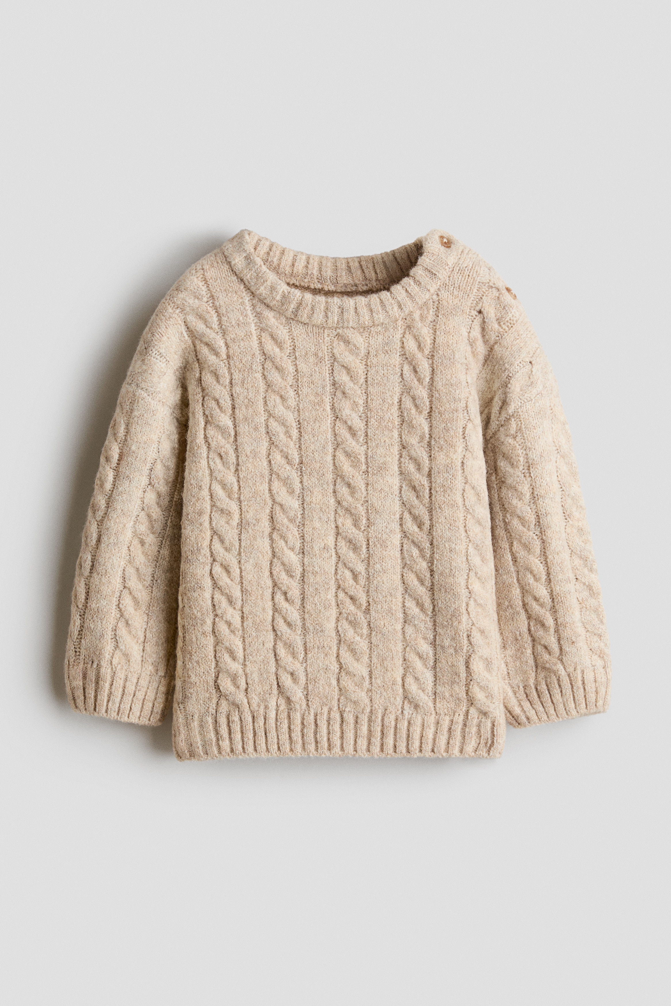 Cable-knit jumper