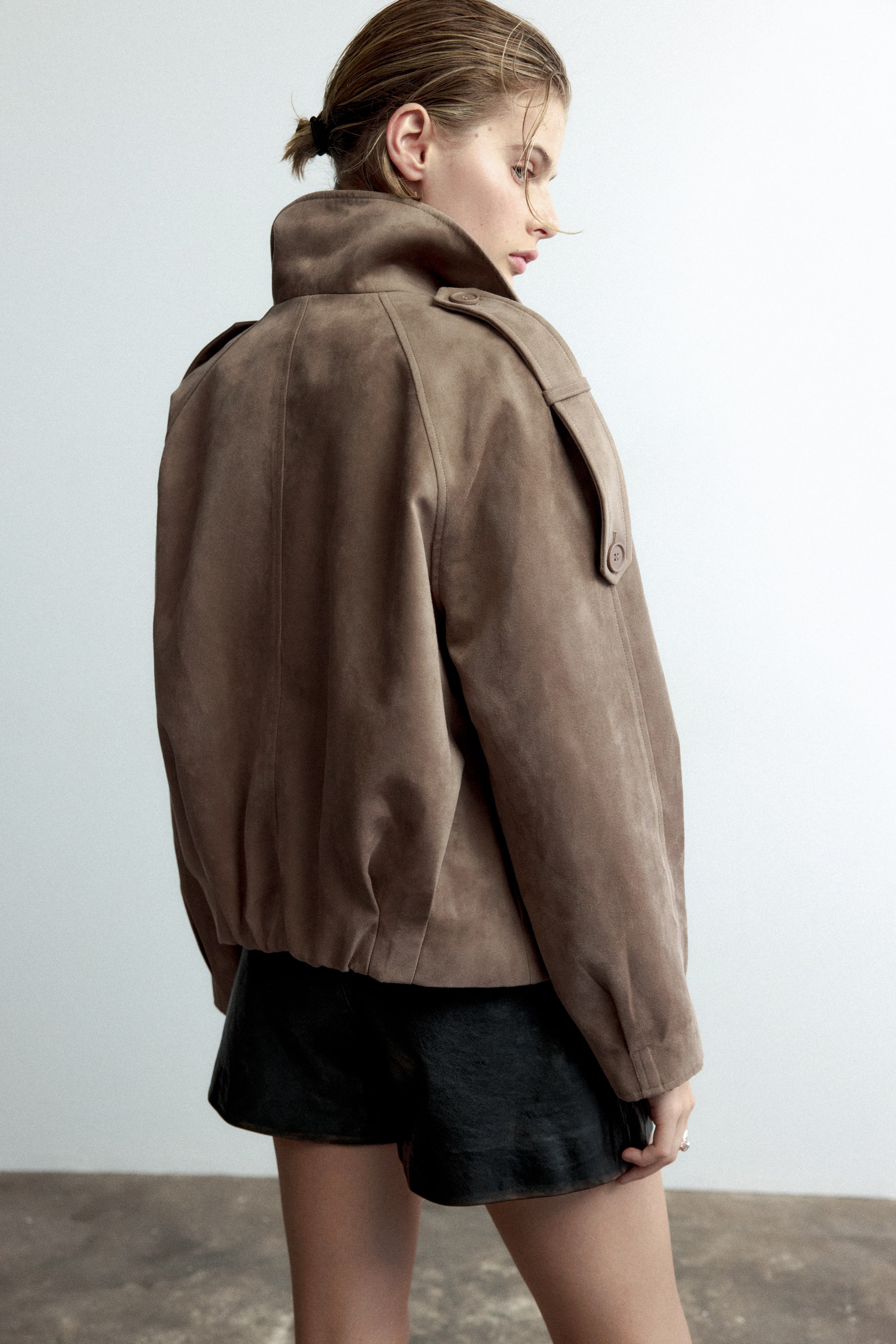 Женские куртки H&M Double-Breasted Funnel-Collar Jacket — фото 8